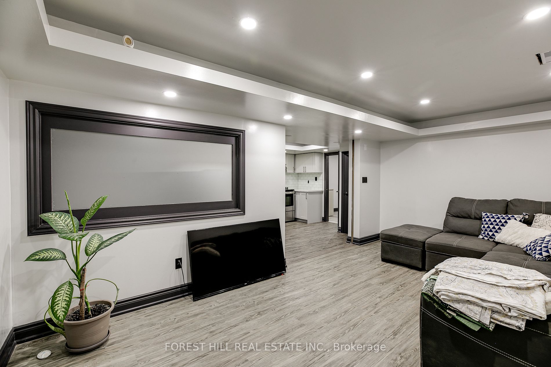 Listing W5967140 - Large Photo # 30