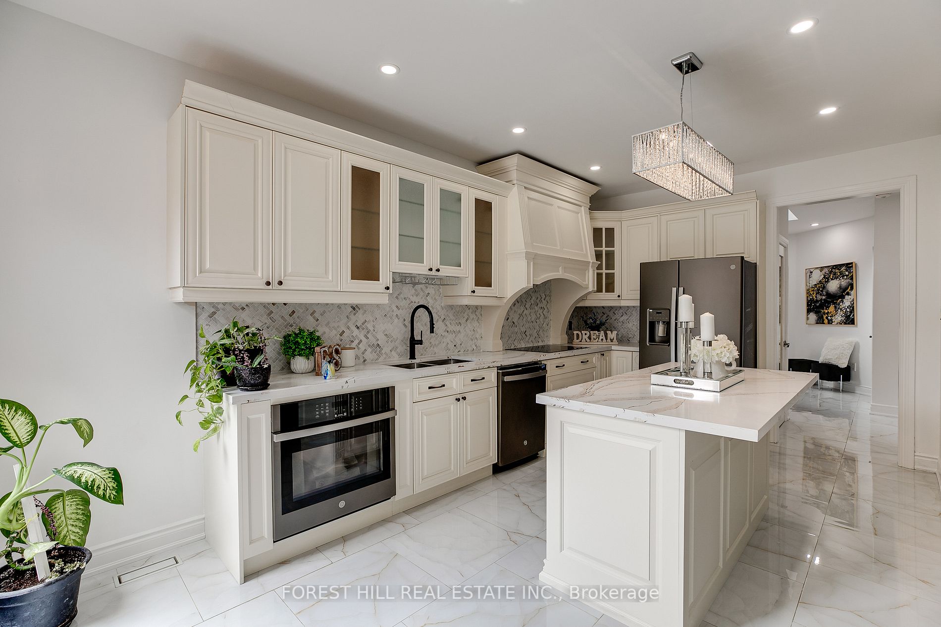 Listing W5967140 - Large Photo # 12