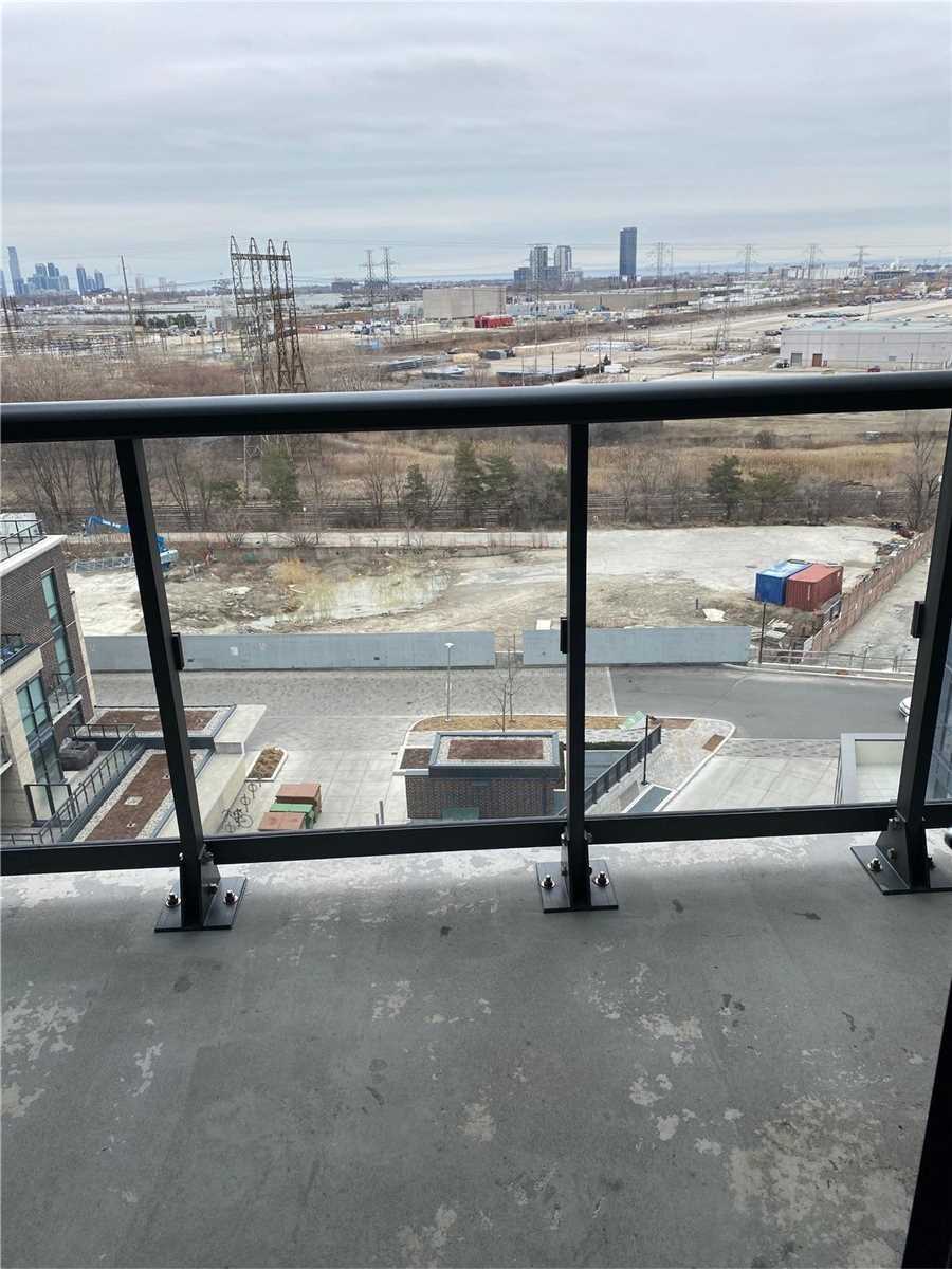 50 Thomas Riley Rd, #819