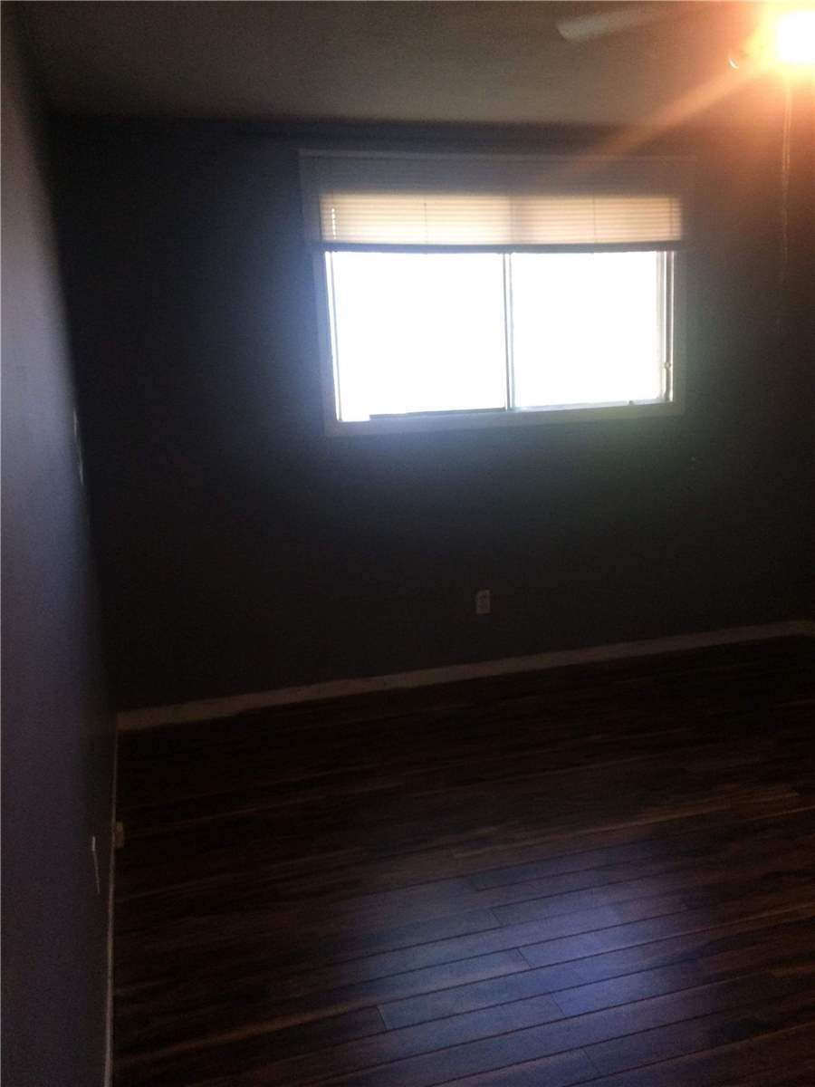 130 Burbank Cres