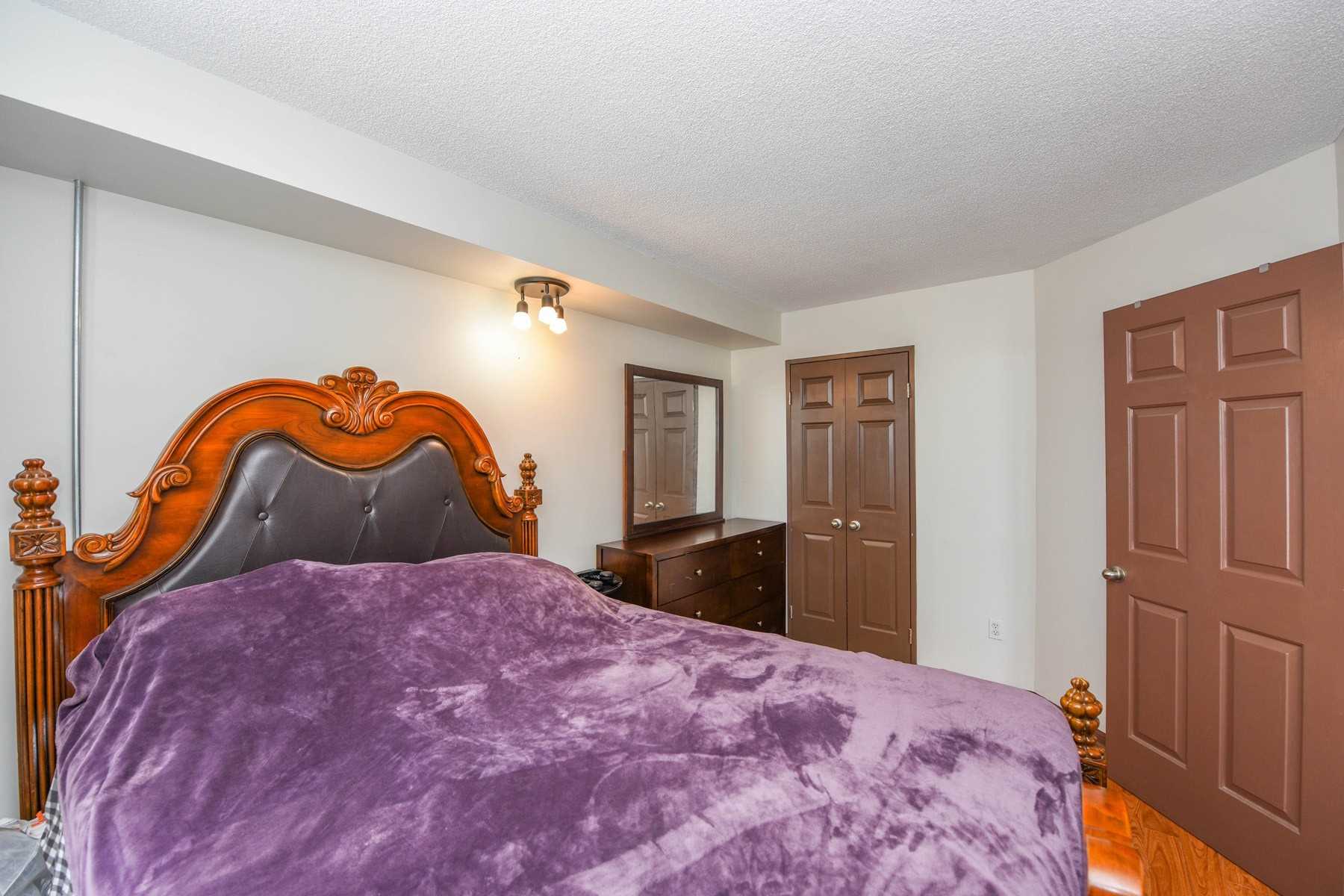 Listing W5967755 - Large Photo # 32