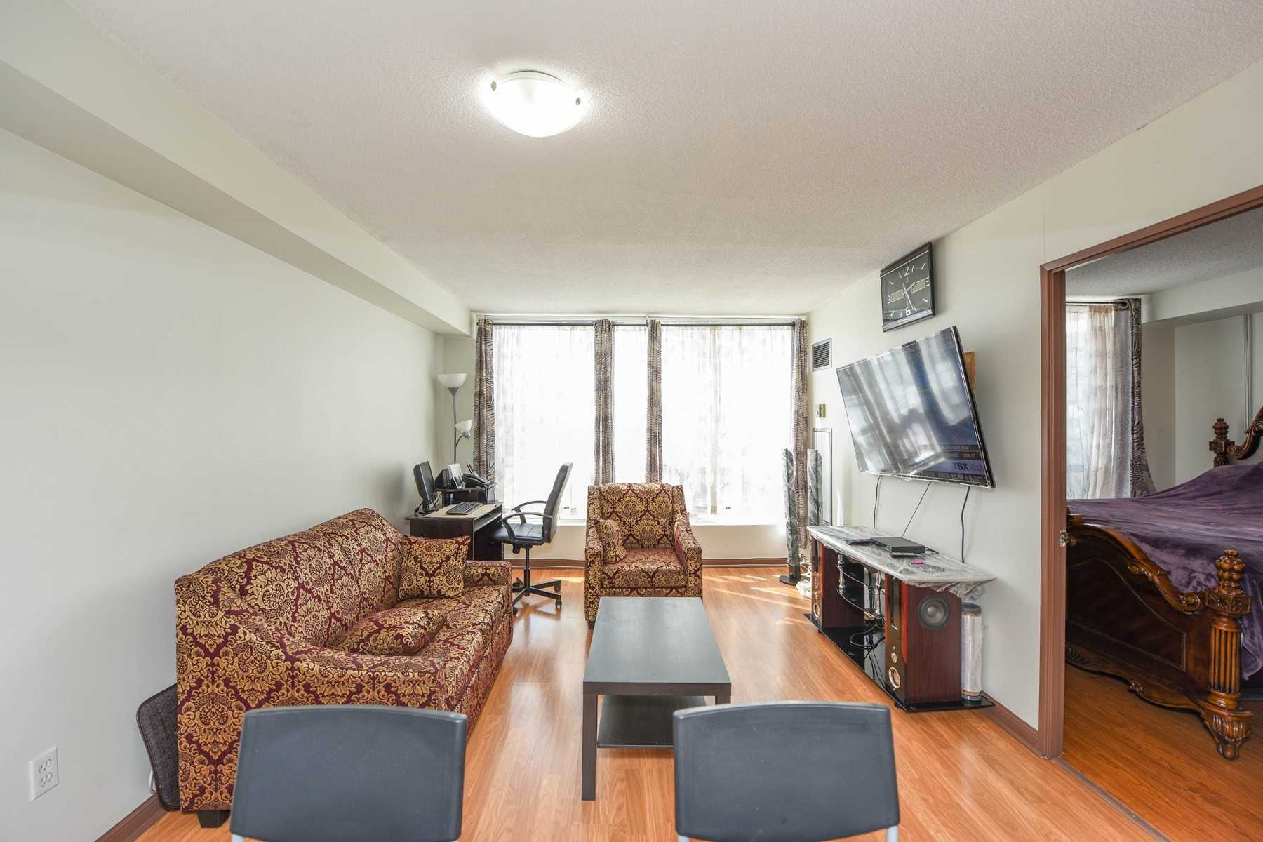 Listing W5967755 - Large Photo # 31
