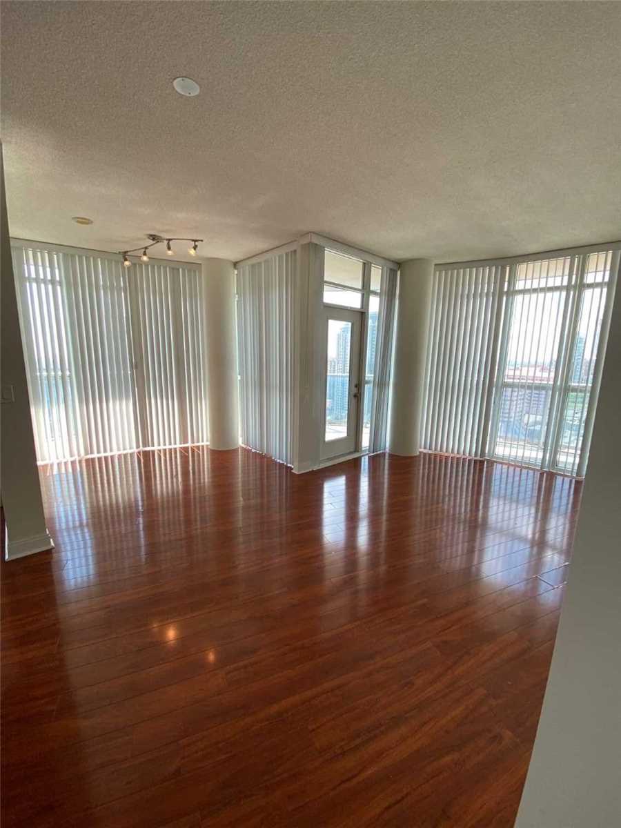 Listing W5967817 - Large Photo # 19