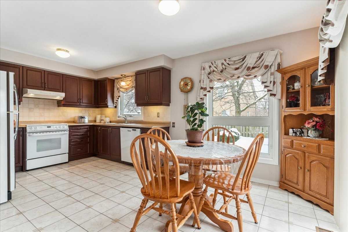 Listing W5967875 - Large Photo # 15