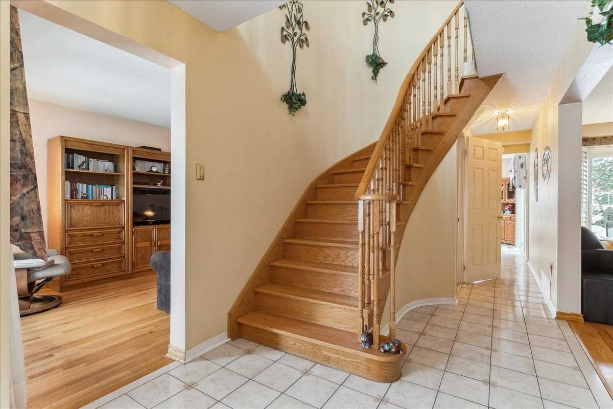 Listing W5967875 - Large Photo # 18