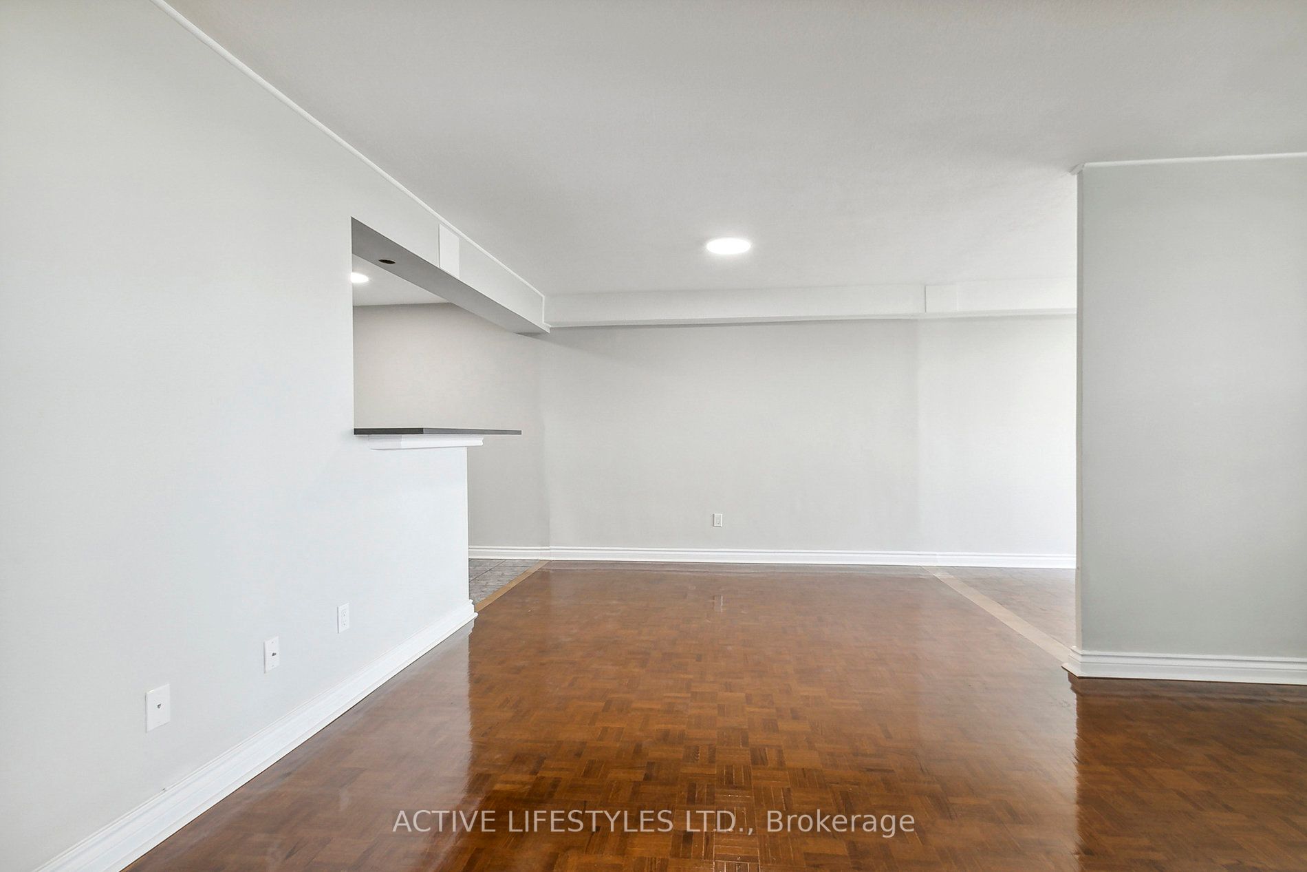 511 The West Mall, #503