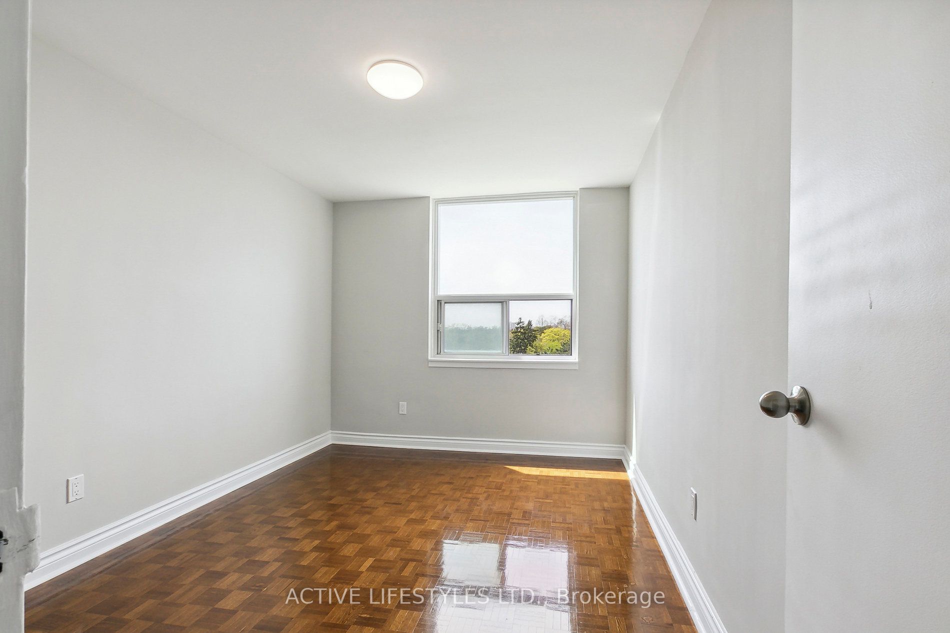 511 The West Mall, #503