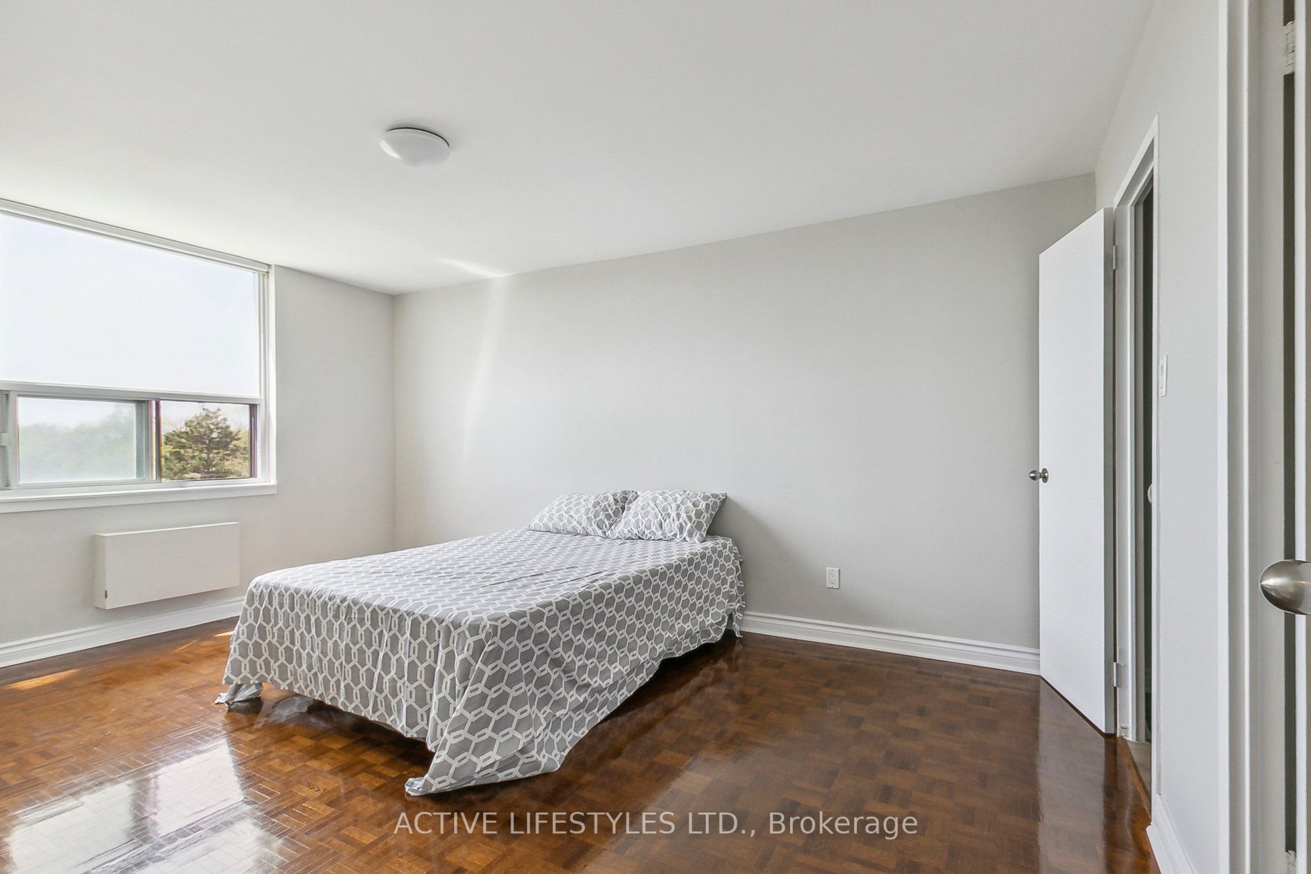 511 The West Mall, #503