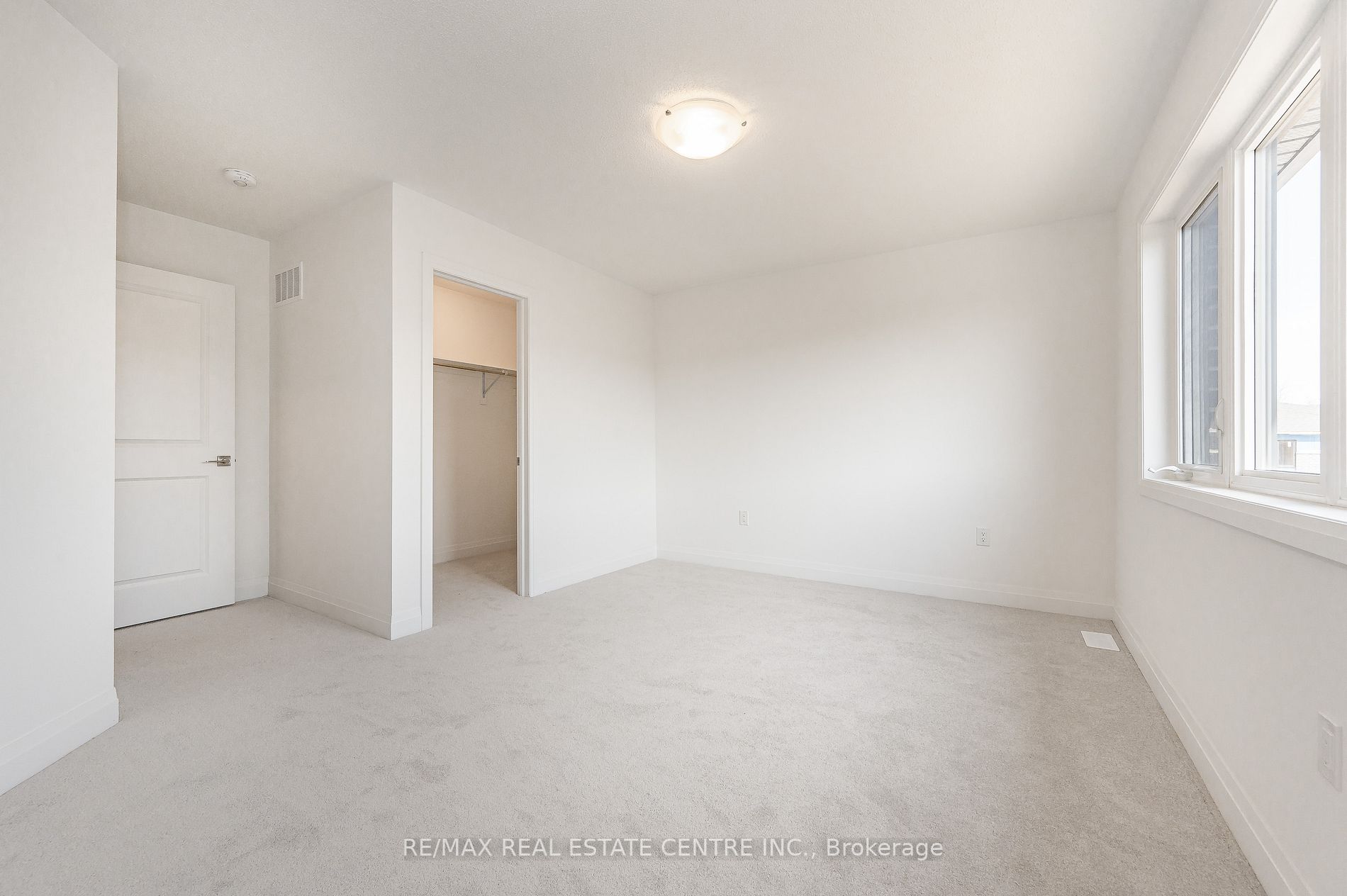 Listing W5967964 - Large Photo # 28