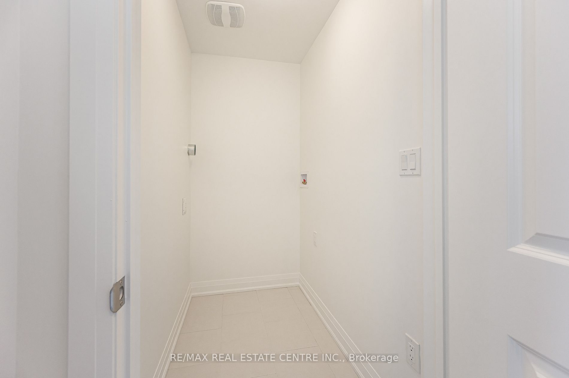 Listing W5967964 - Large Photo # 34