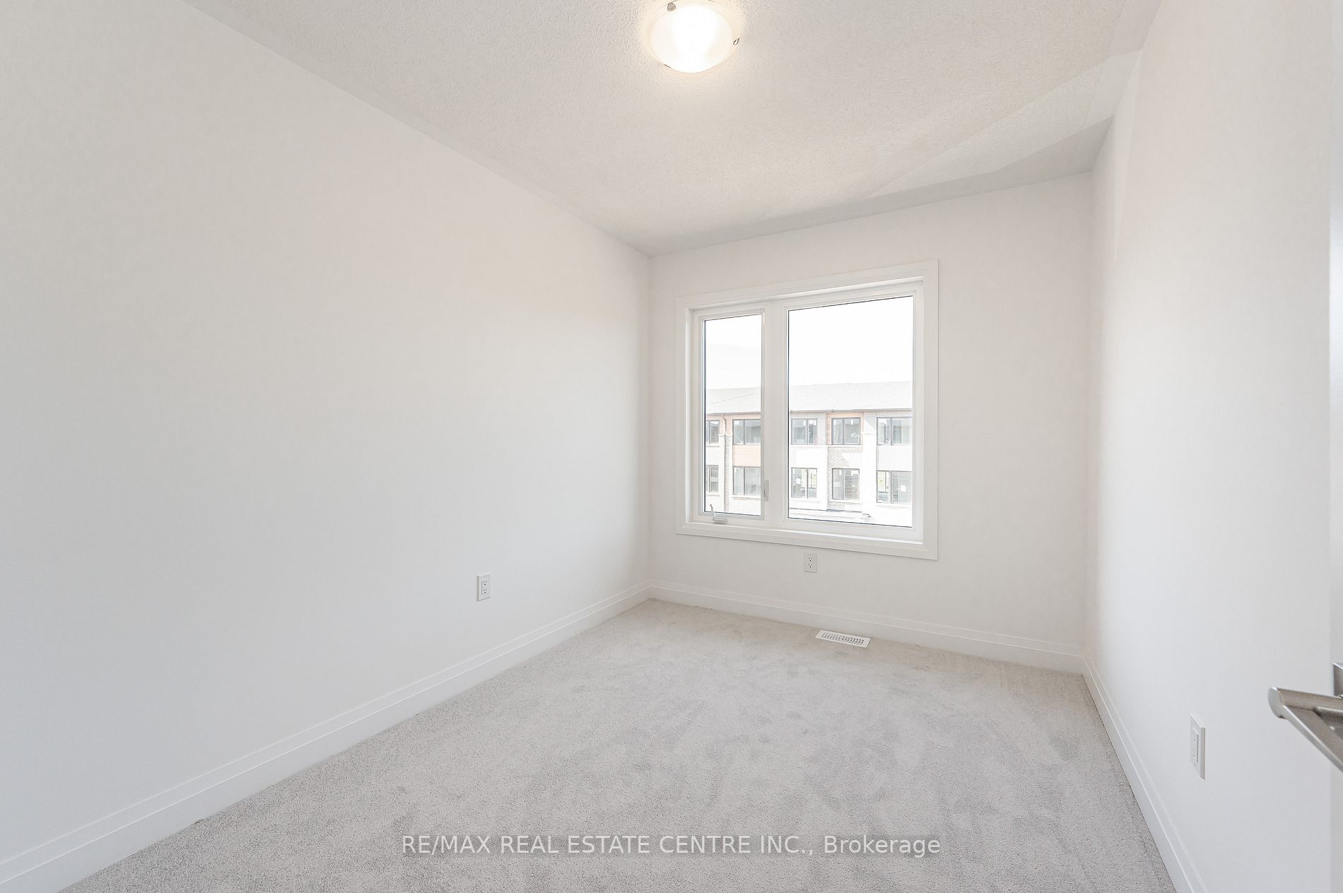 Listing W5967964 - Large Photo # 30