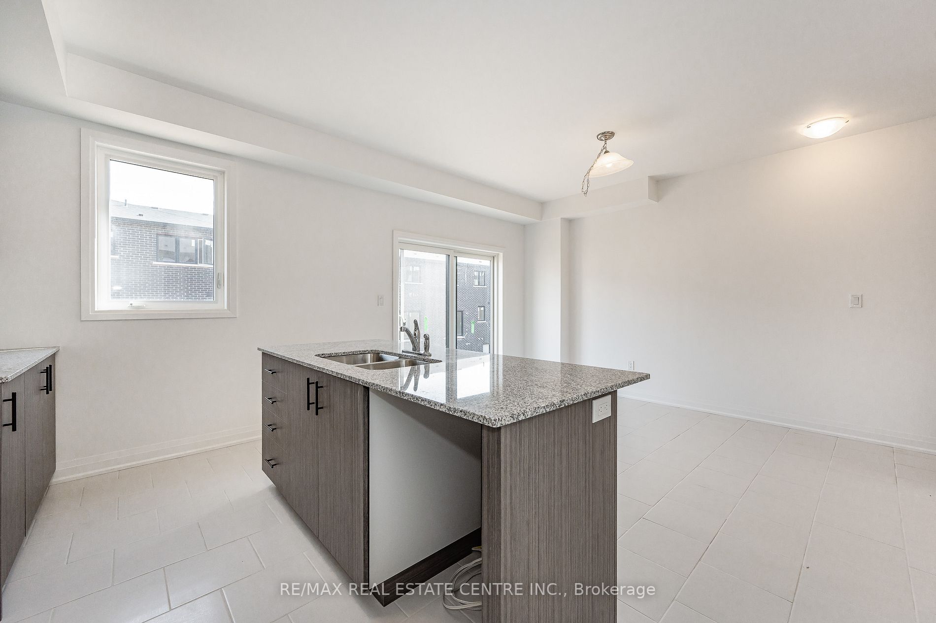 Listing W5967964 - Large Photo # 14