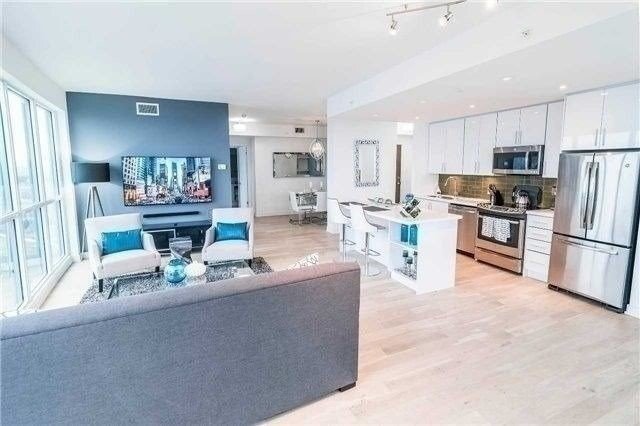 2212 Lakeshore Blvd W, #Lph03