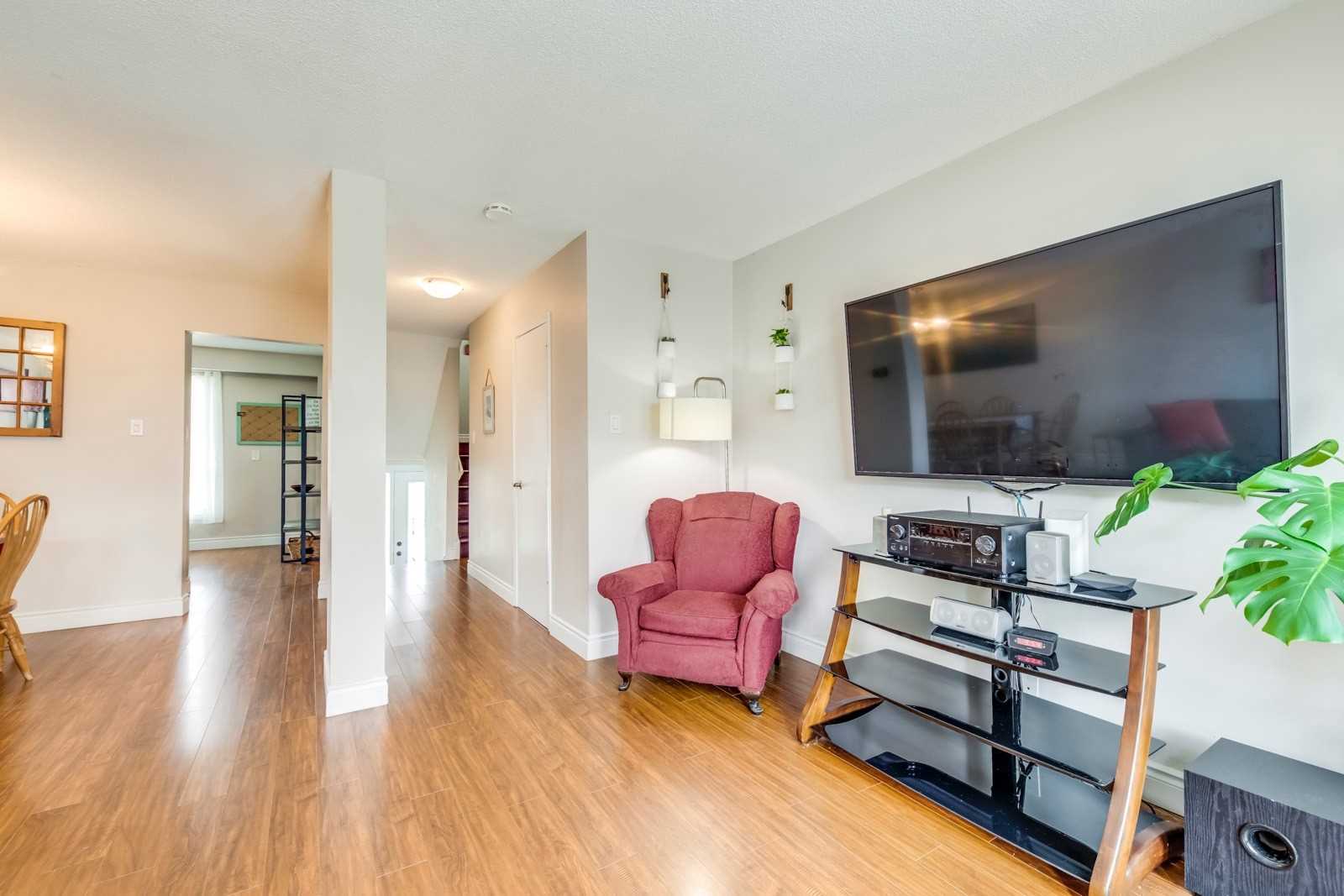 Listing W5968179 - Large Photo # 5