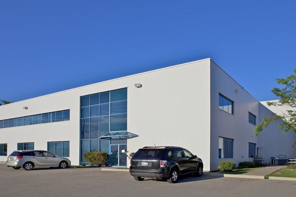 400 Carlingview Dr, Toronto