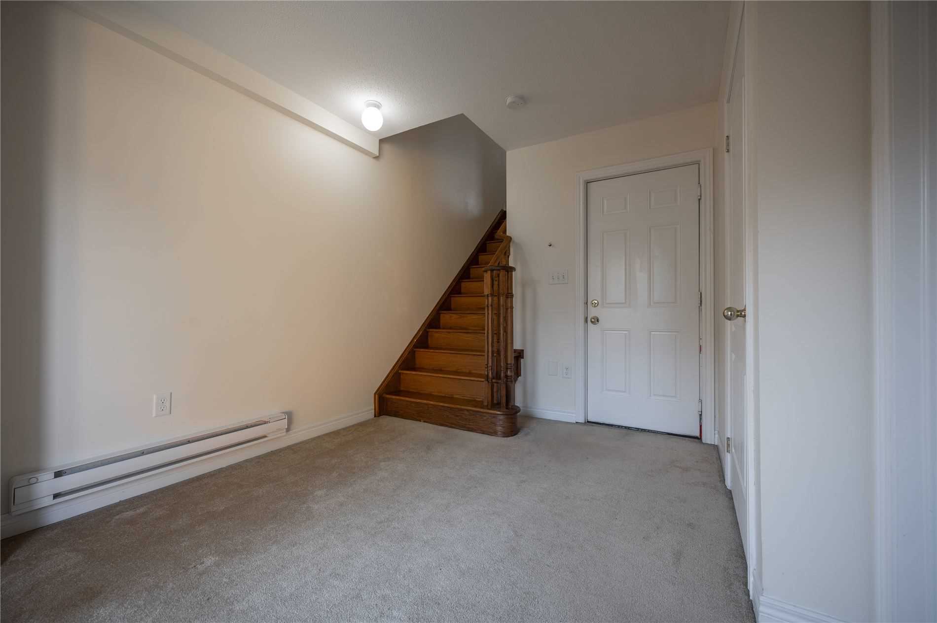 Listing W5968287 - Large Photo # 24