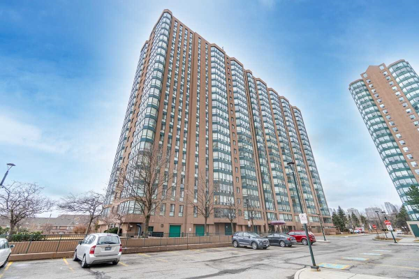 155 Hillcrest Ave, Mississauga