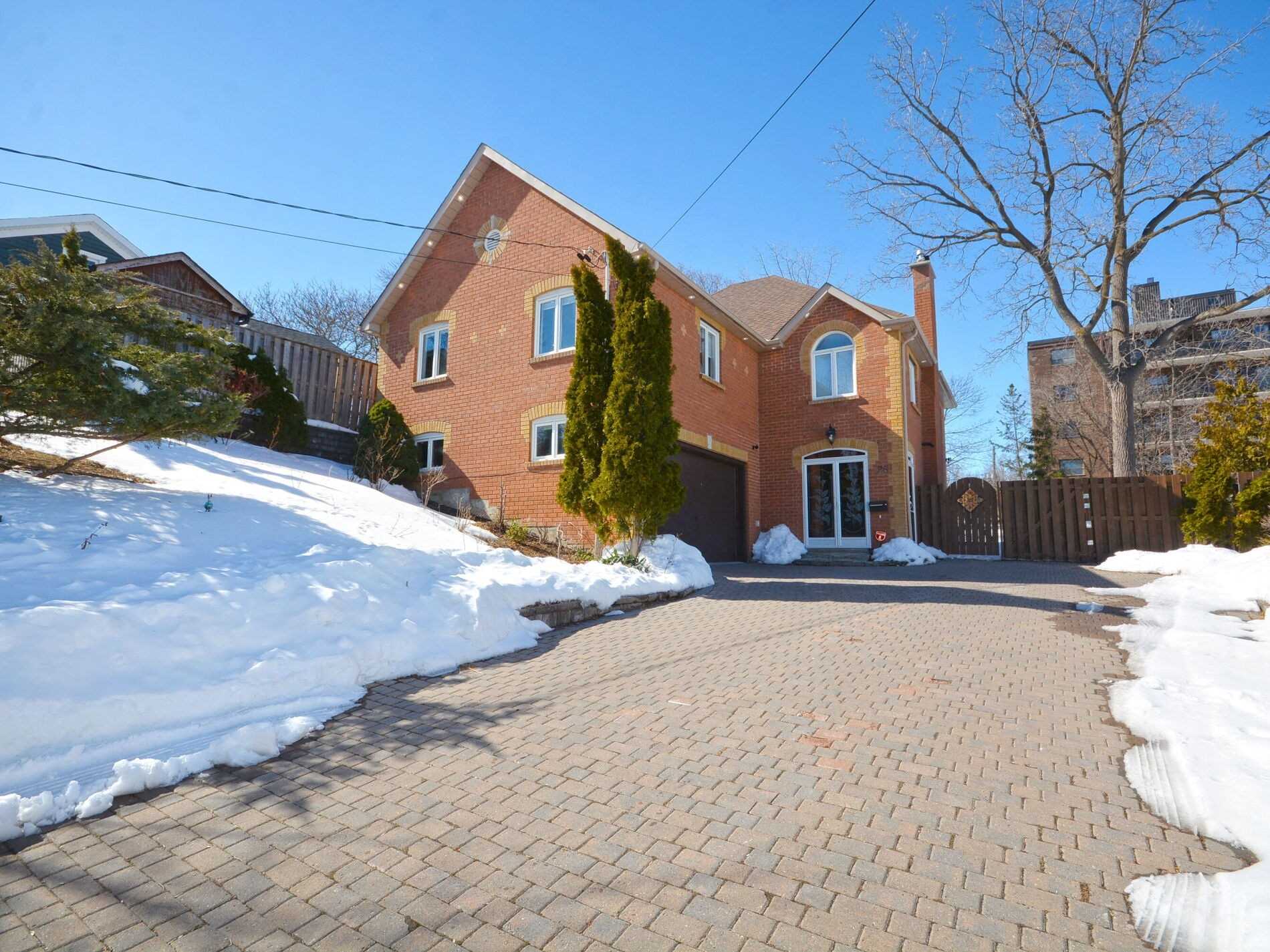 Listing W5968527 - Large Photo # 1