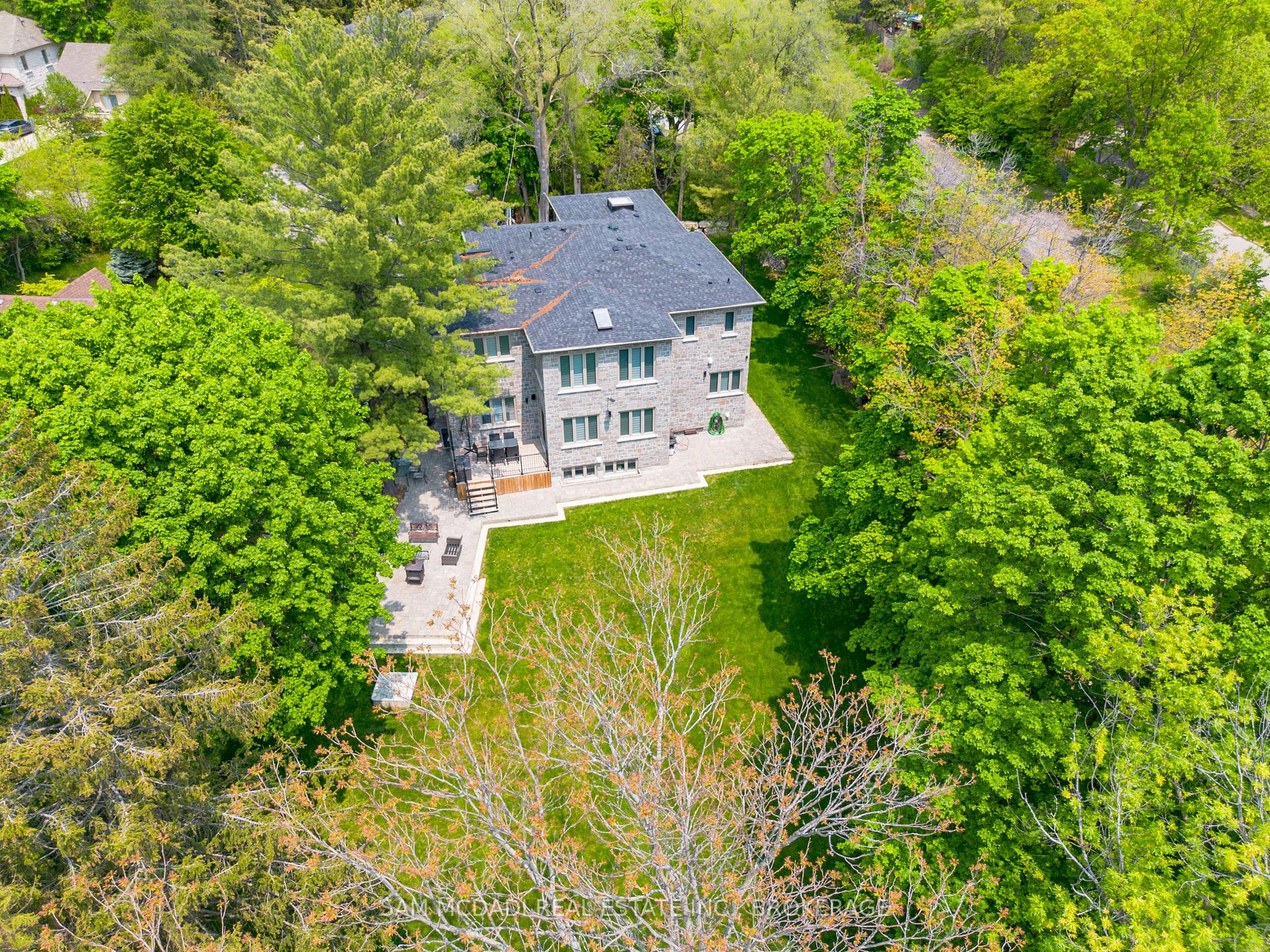 1138 Garden Rd