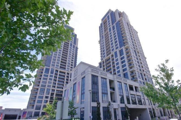 6 Eva Rd, Toronto