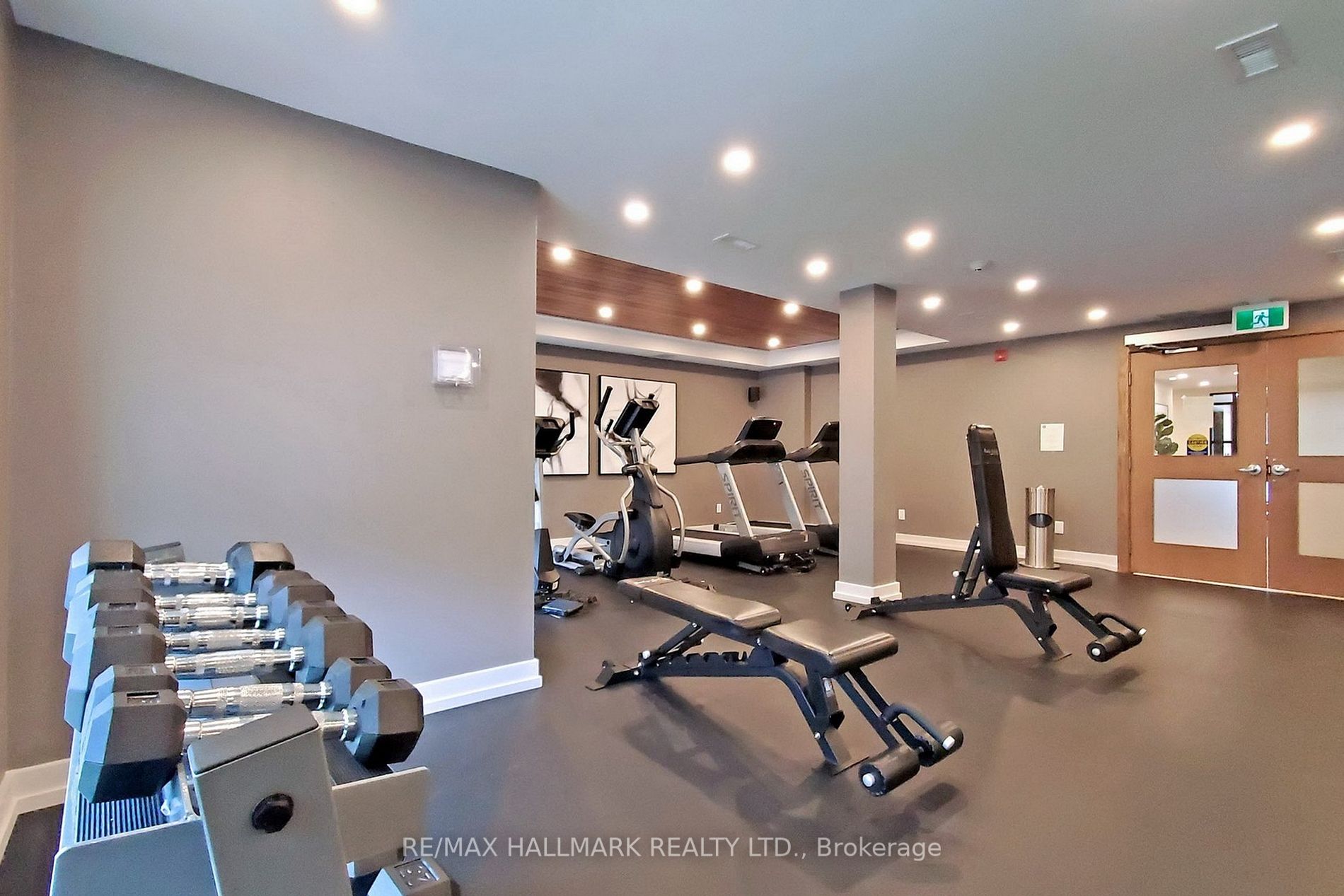 340 Plains Road E, #Ph 604