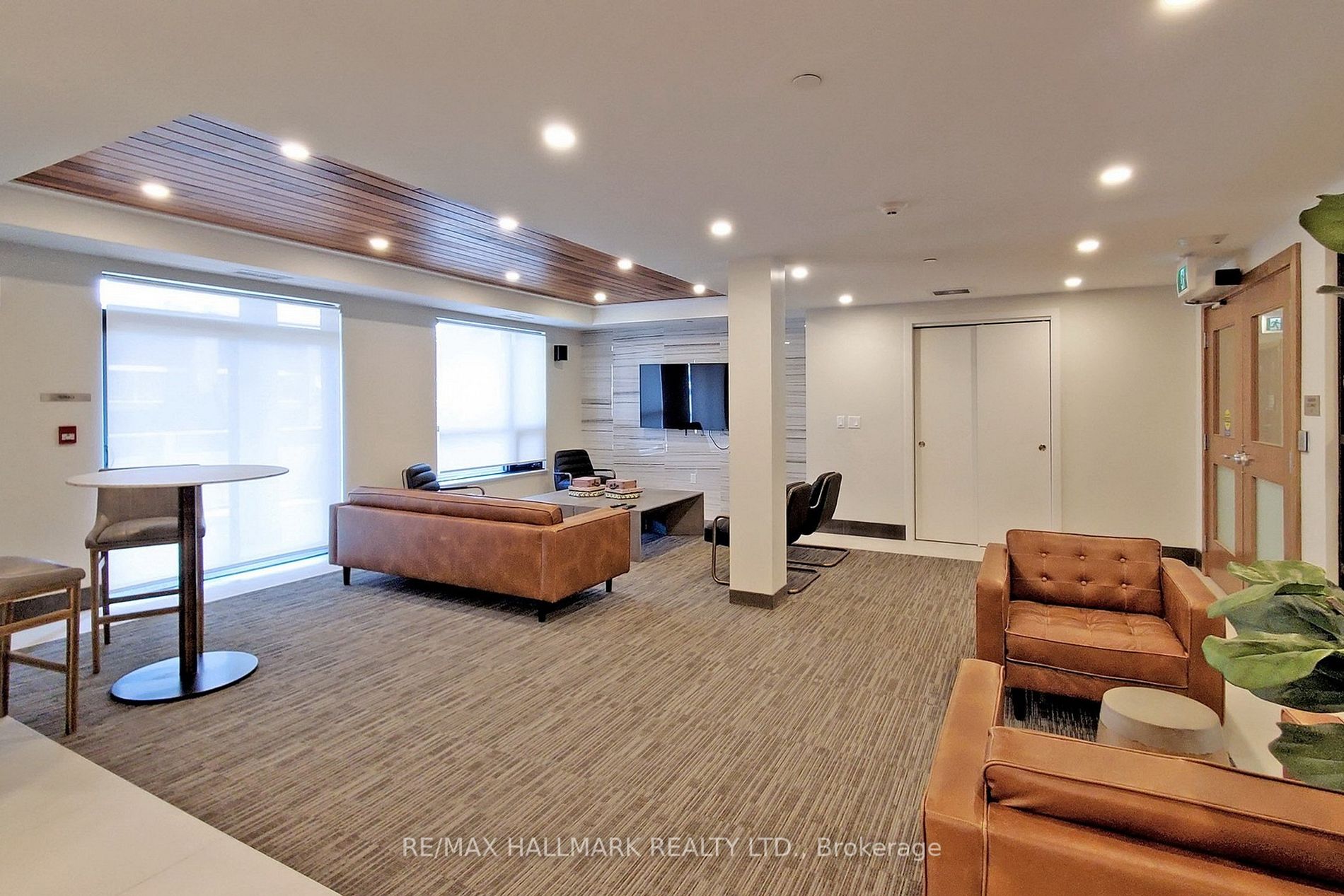 340 Plains Road E, #Ph 604