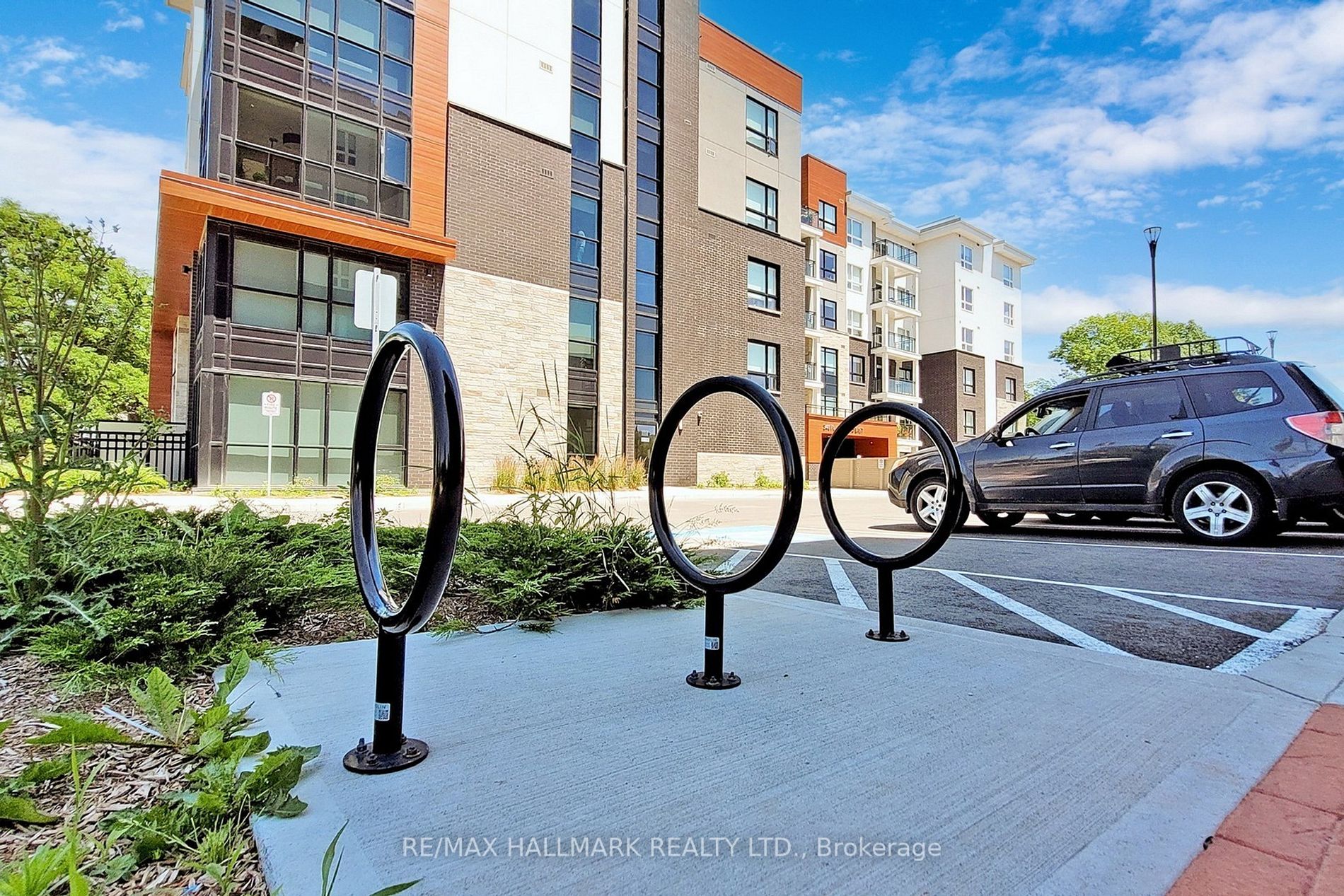 340 Plains Road E, #Ph 604