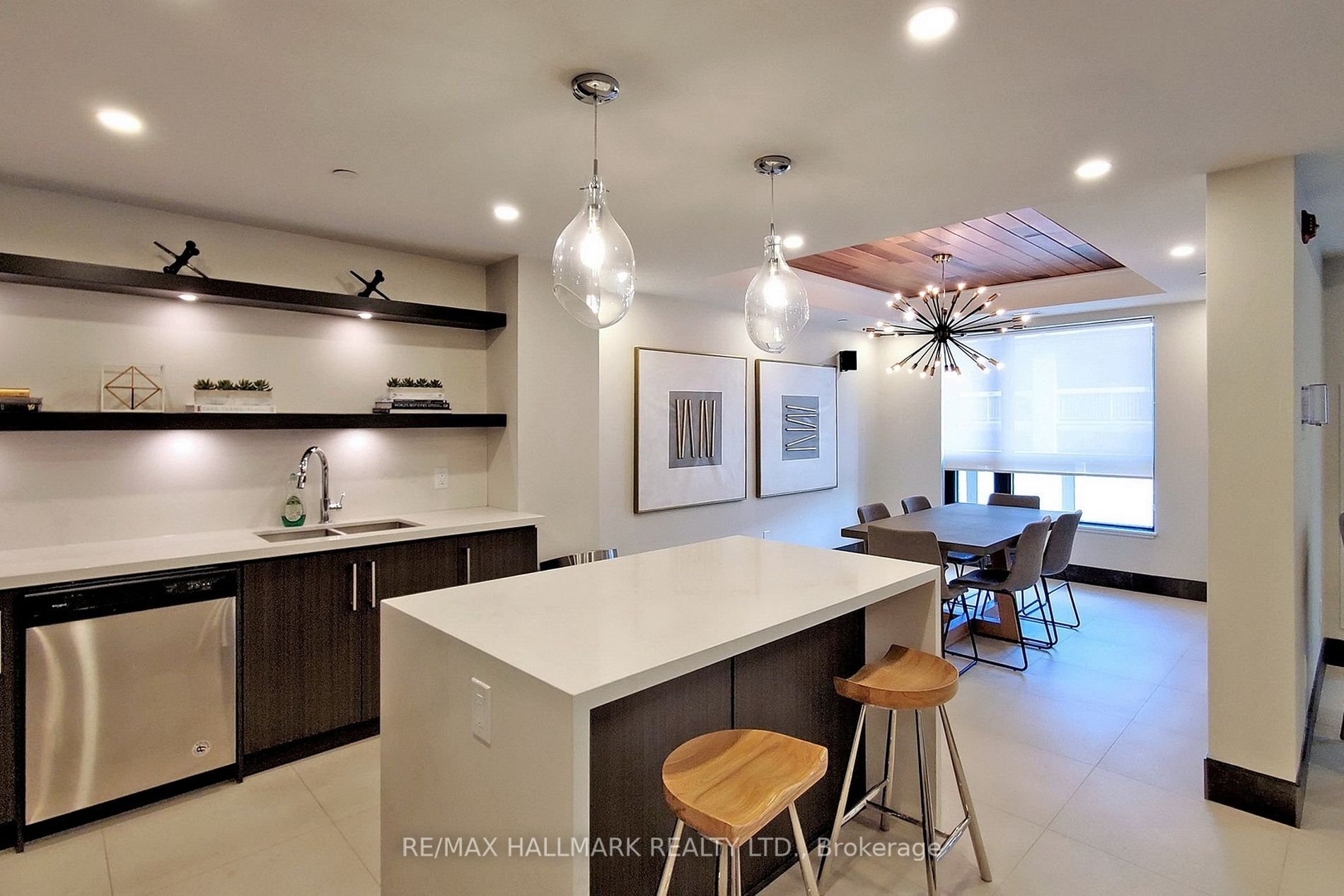340 Plains Road E, #Ph 604