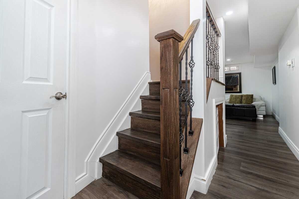 Listing W5968877 - Large Photo # 24