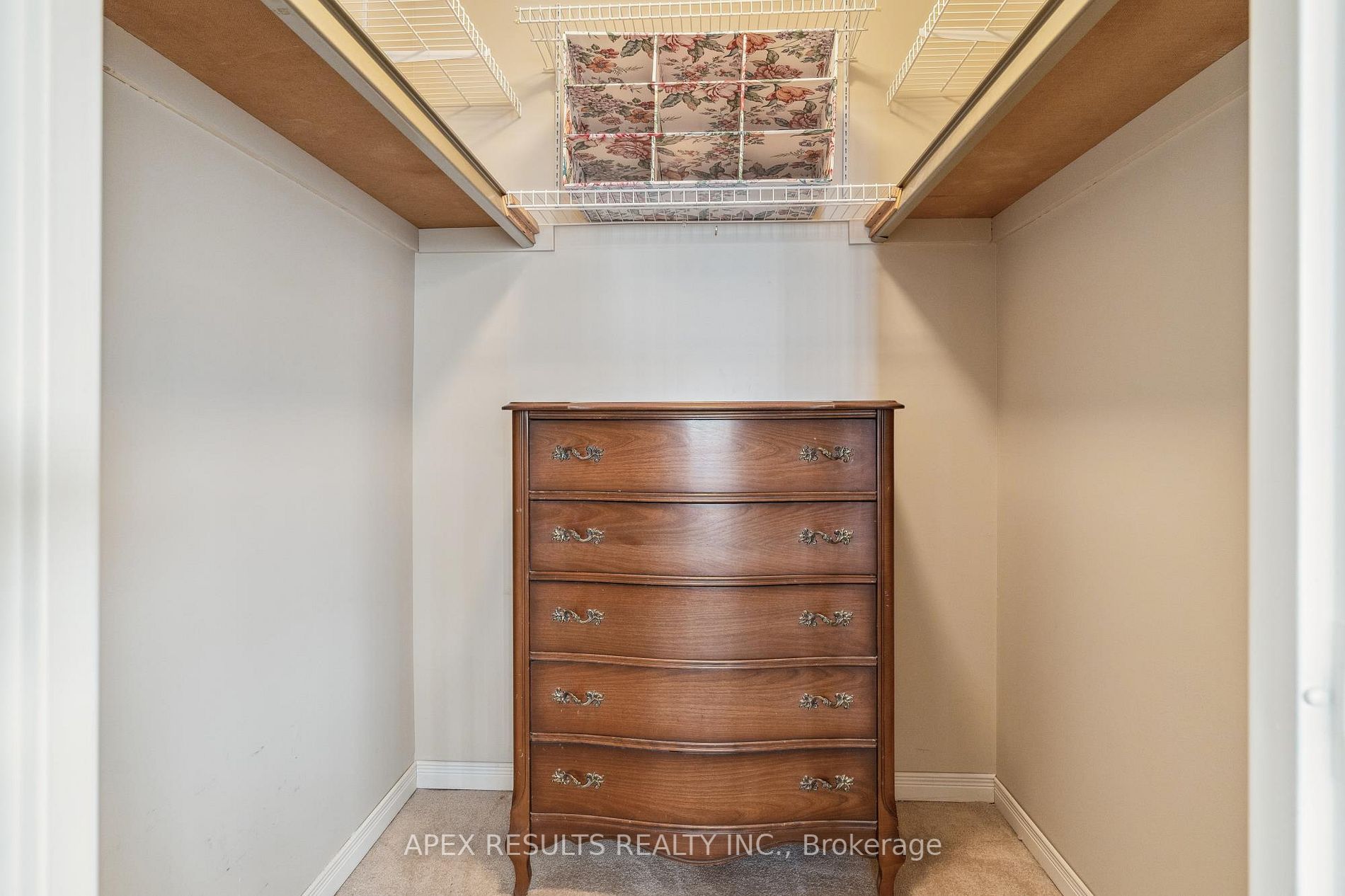 Listing W5968944 - Large Photo # 17