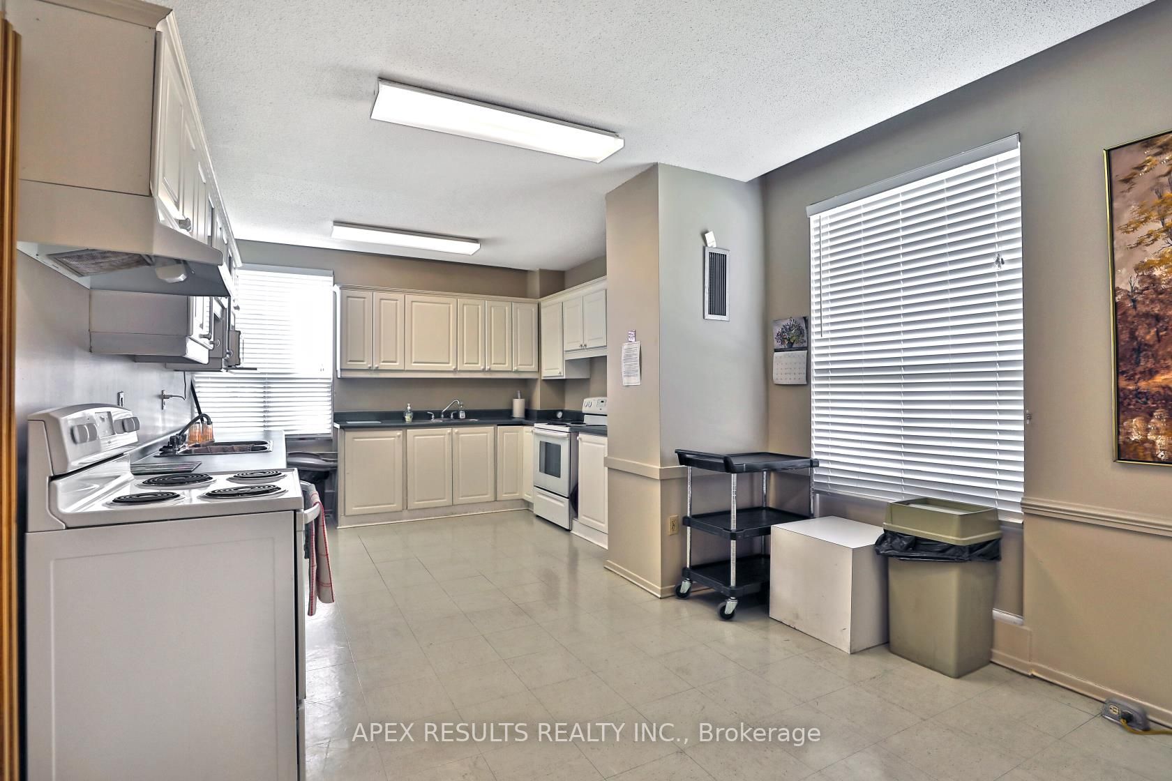 Listing W5968944 - Large Photo # 27