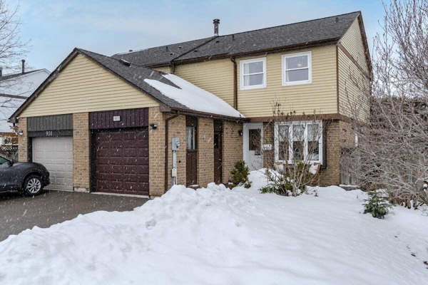 933 Laurier Ave, Milton