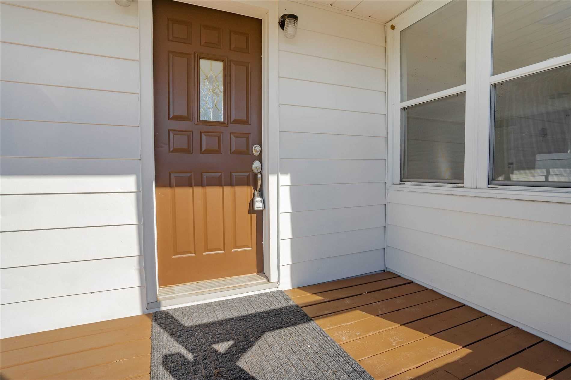 Listing W5969139 - Large Photo # 2
