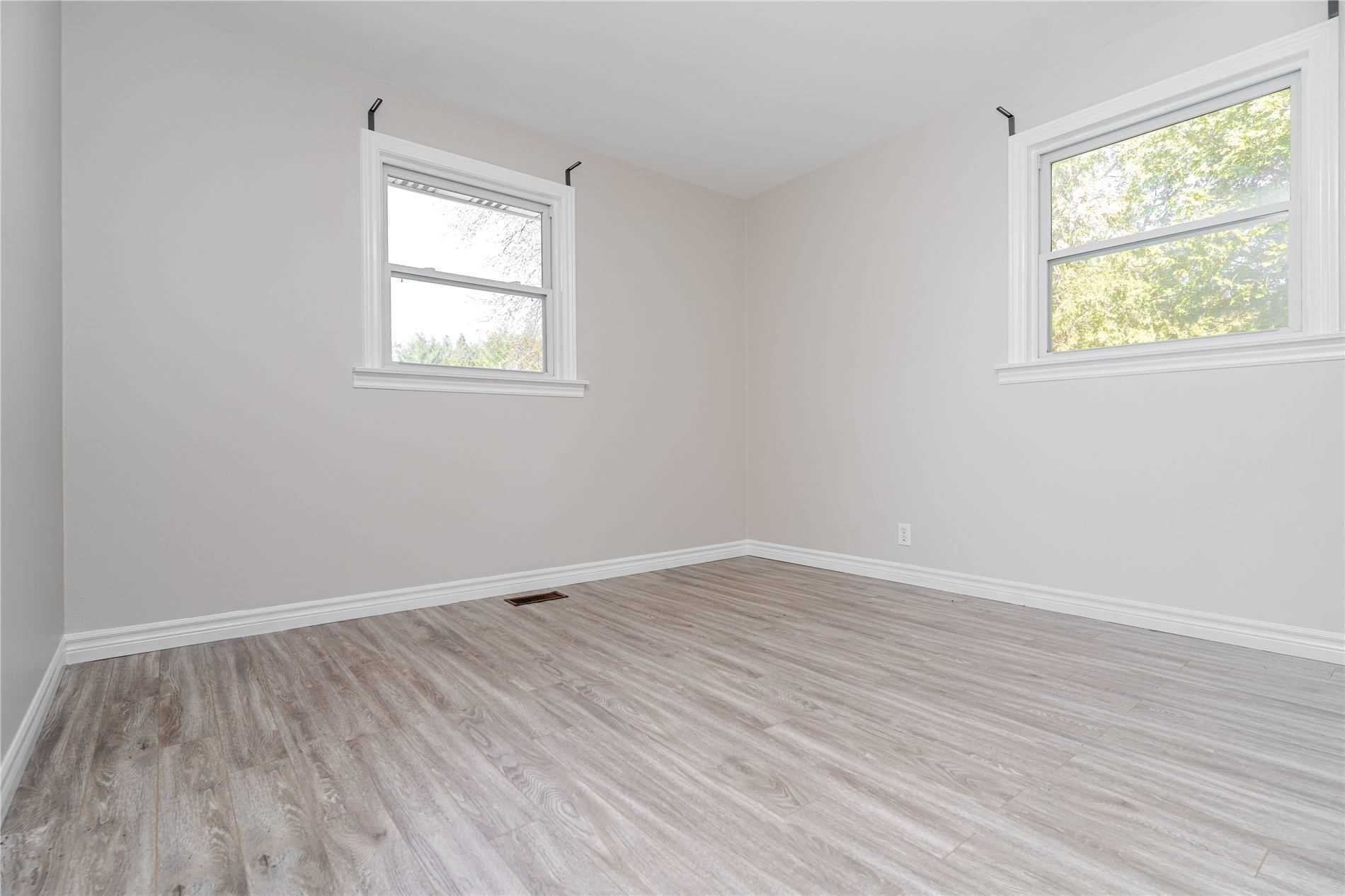 Listing W5969139 - Large Photo # 14