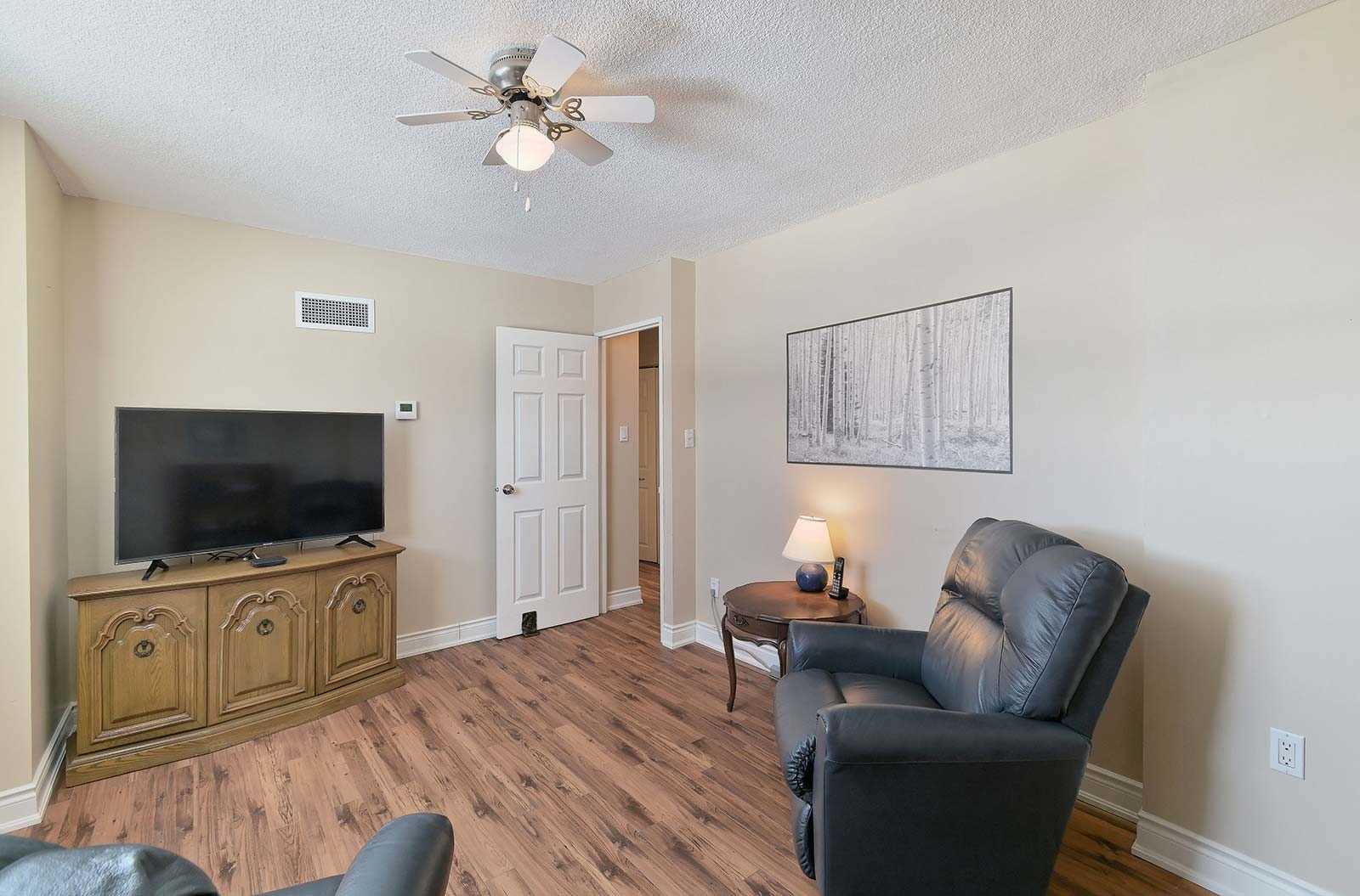 Listing W5969141 - Large Photo # 19