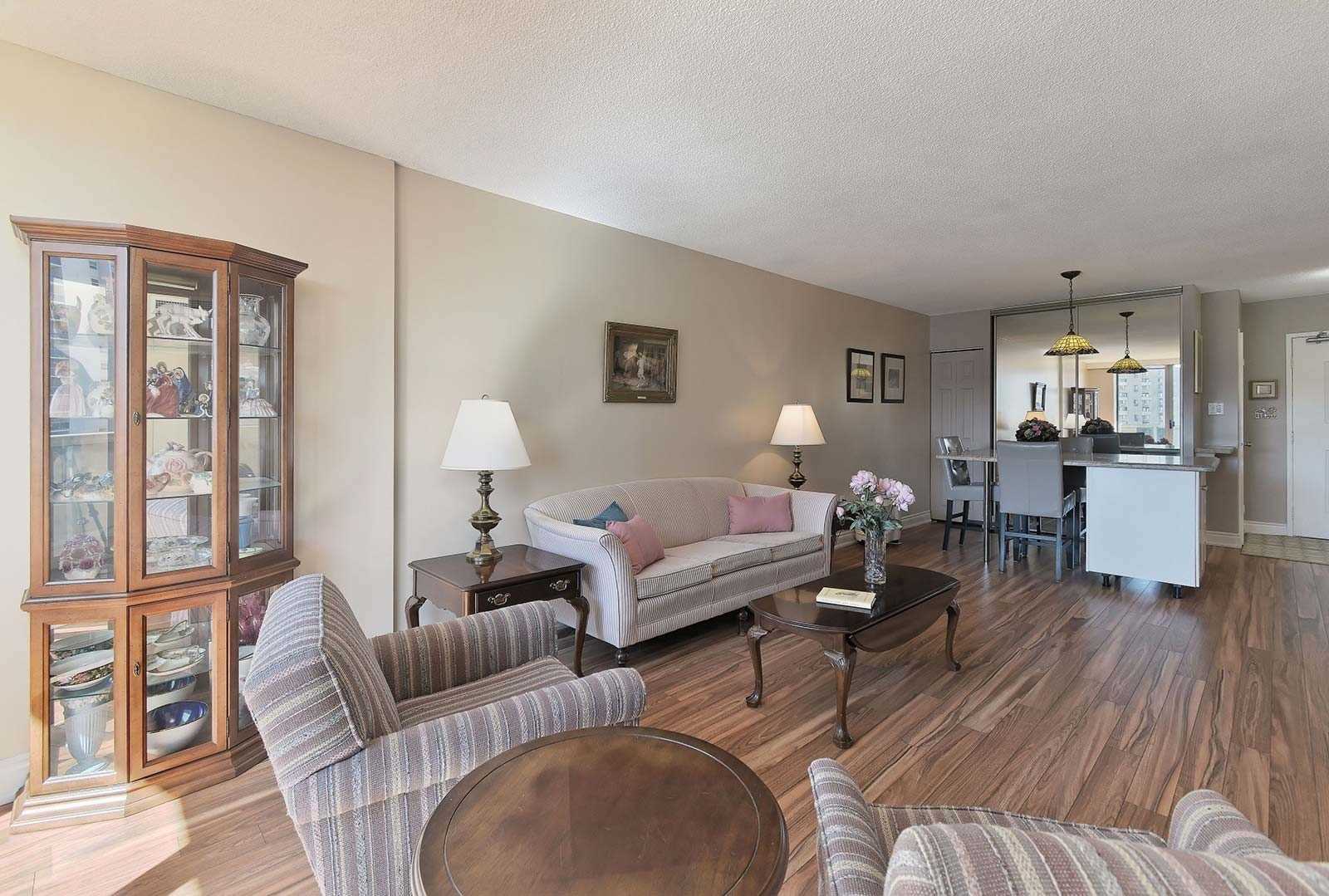 Listing W5969141 - Large Photo # 7