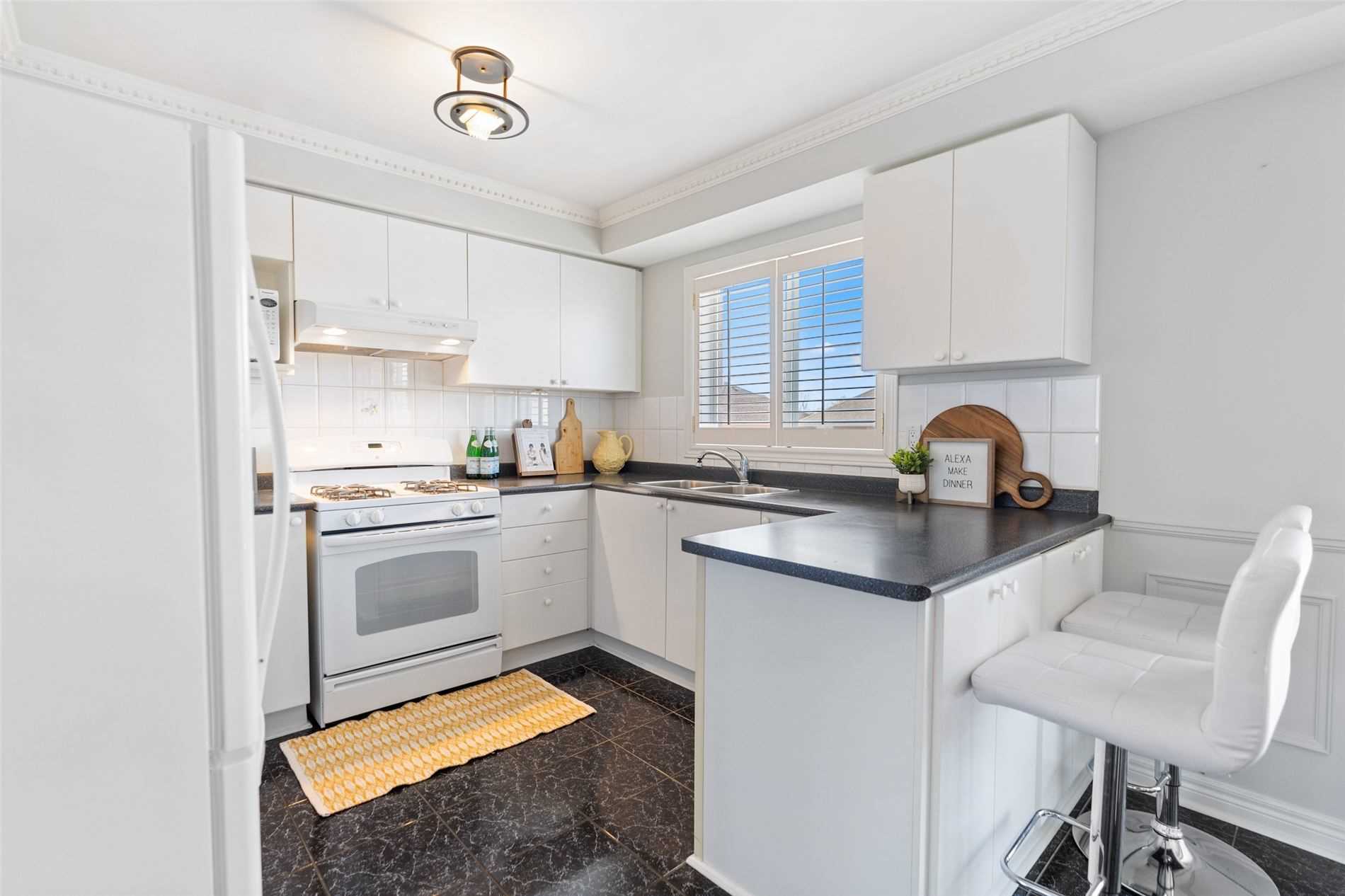 Listing W5969239 - Large Photo # 7