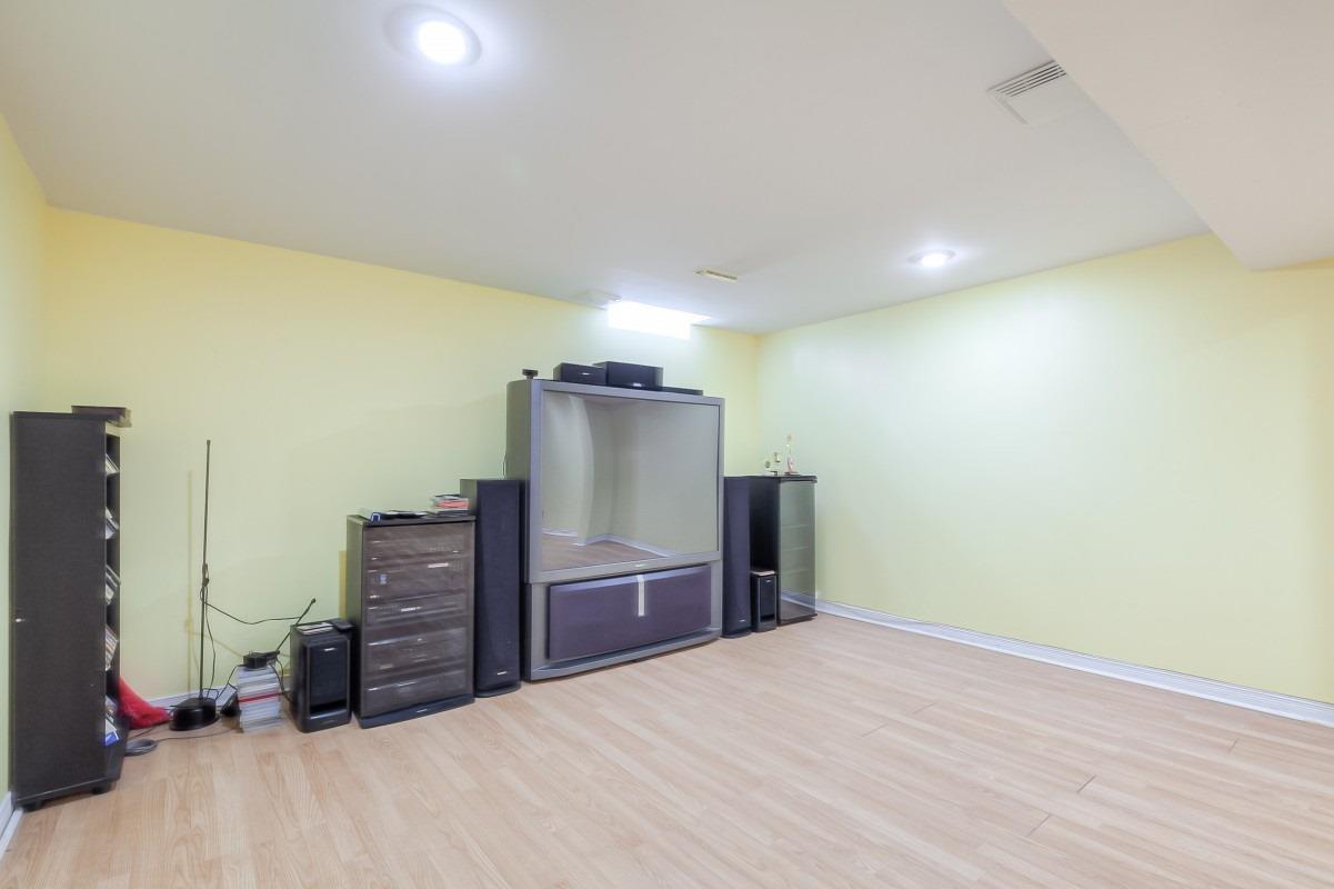 Listing W5969291 - Large Photo # 34