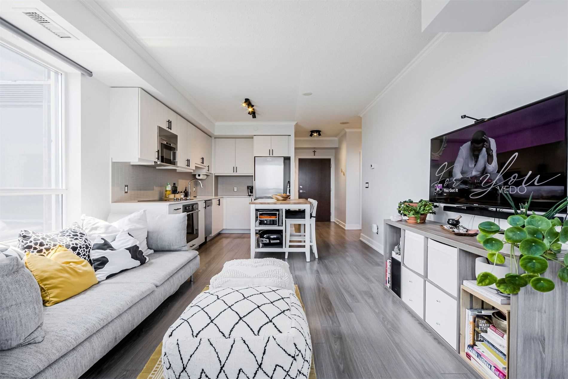 Listing W5969331 - Large Photo # 10