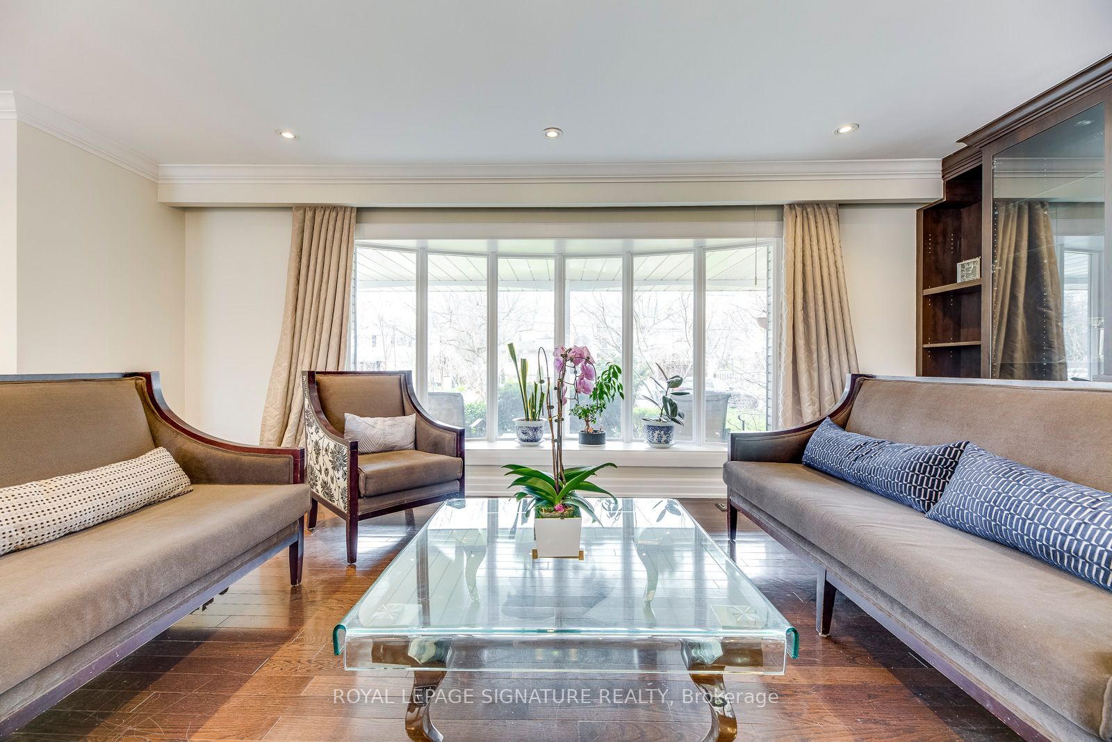 Listing W5969352 - Large Photo # 3