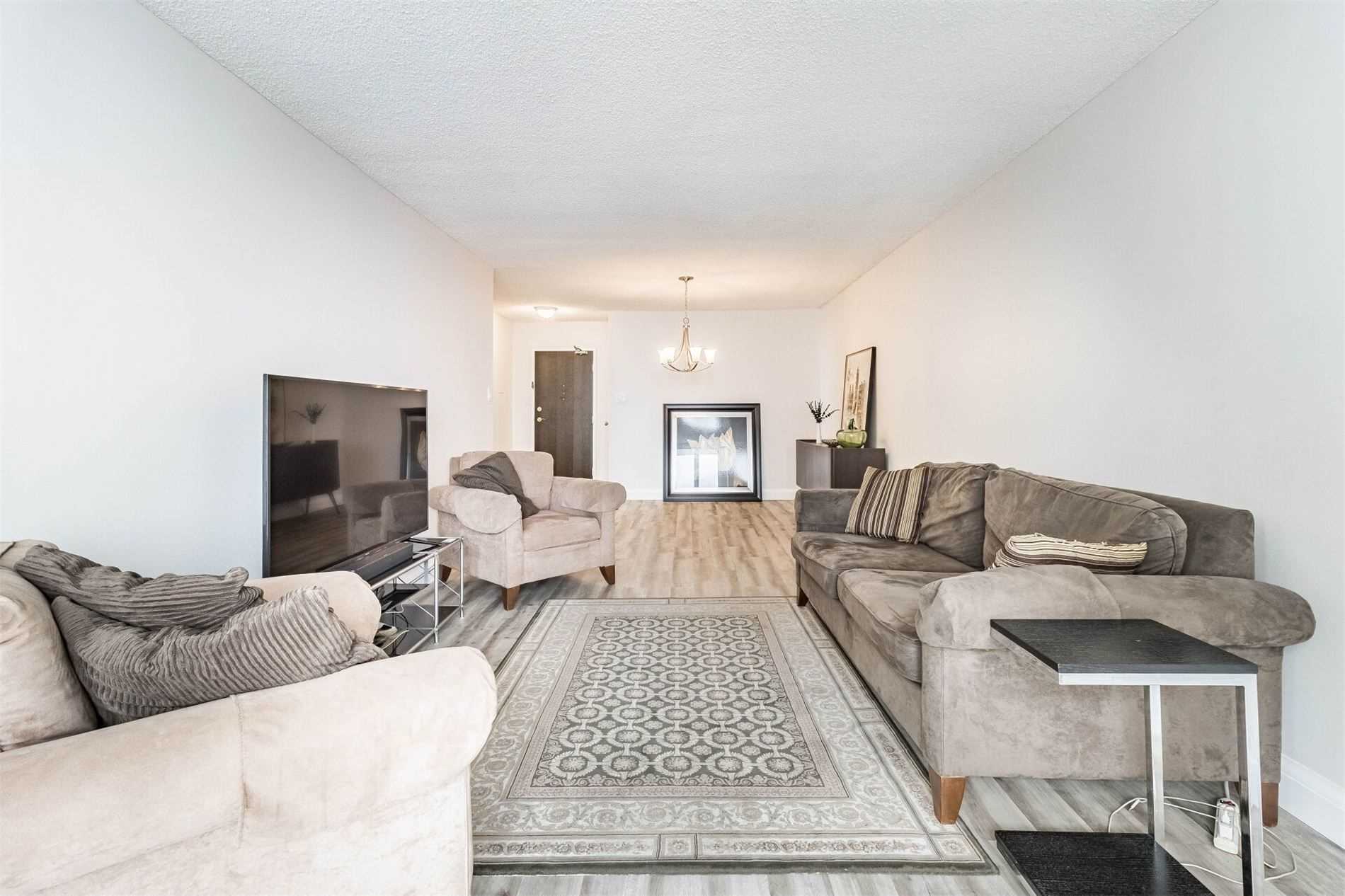 Listing W5969355 - Large Photo # 10