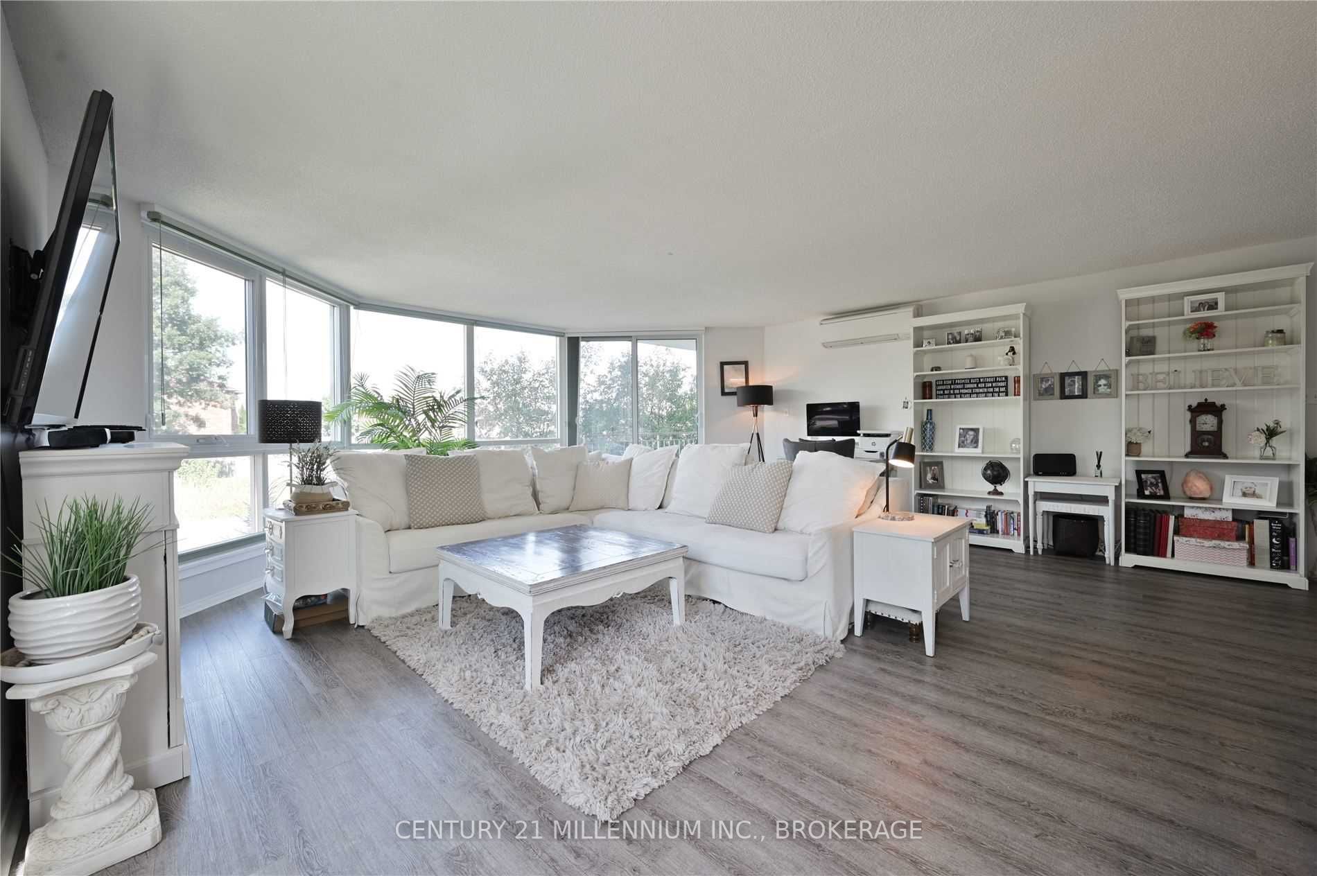 Listing W5969399 - Large Photo # 12