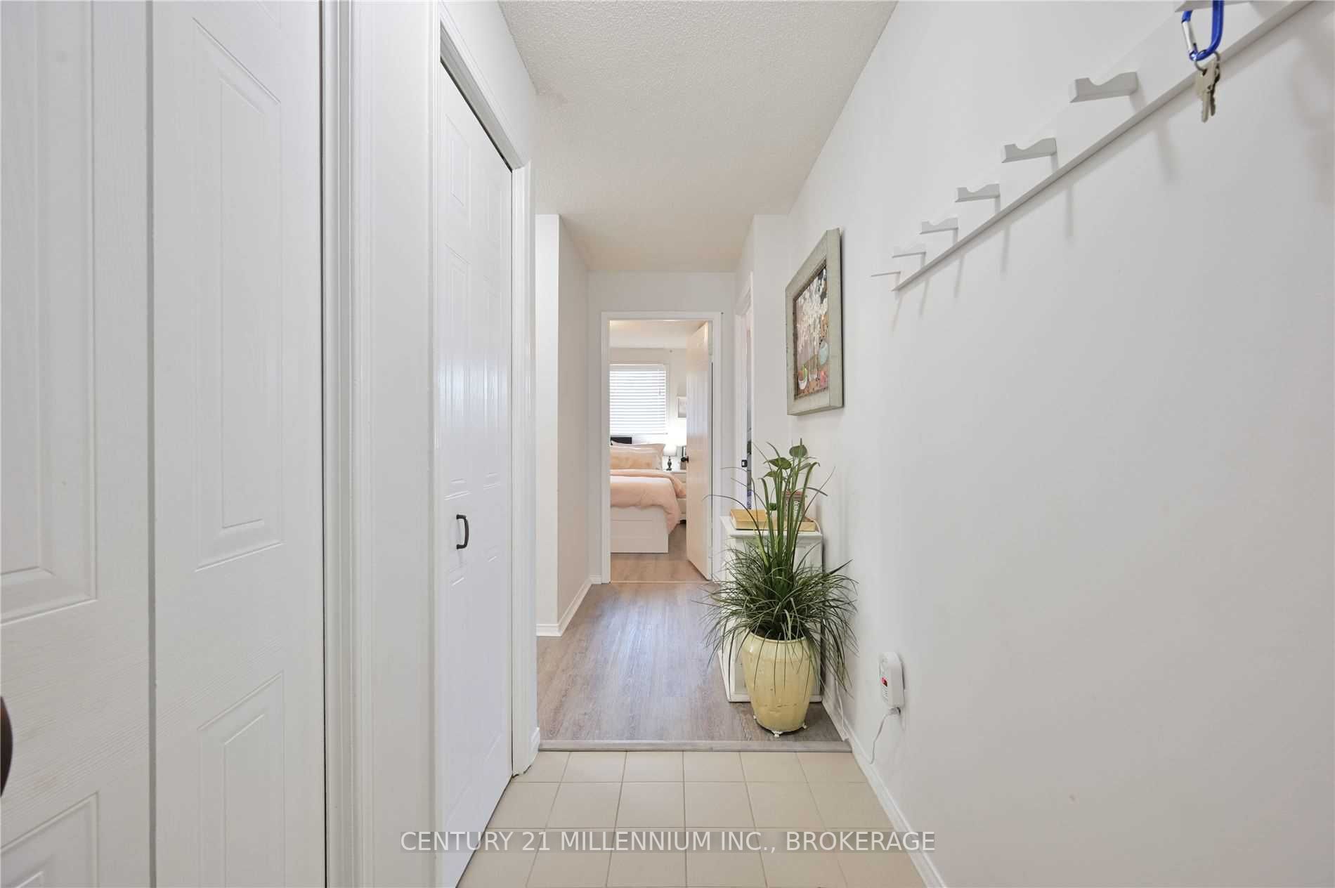Listing W5969399 - Large Photo # 6