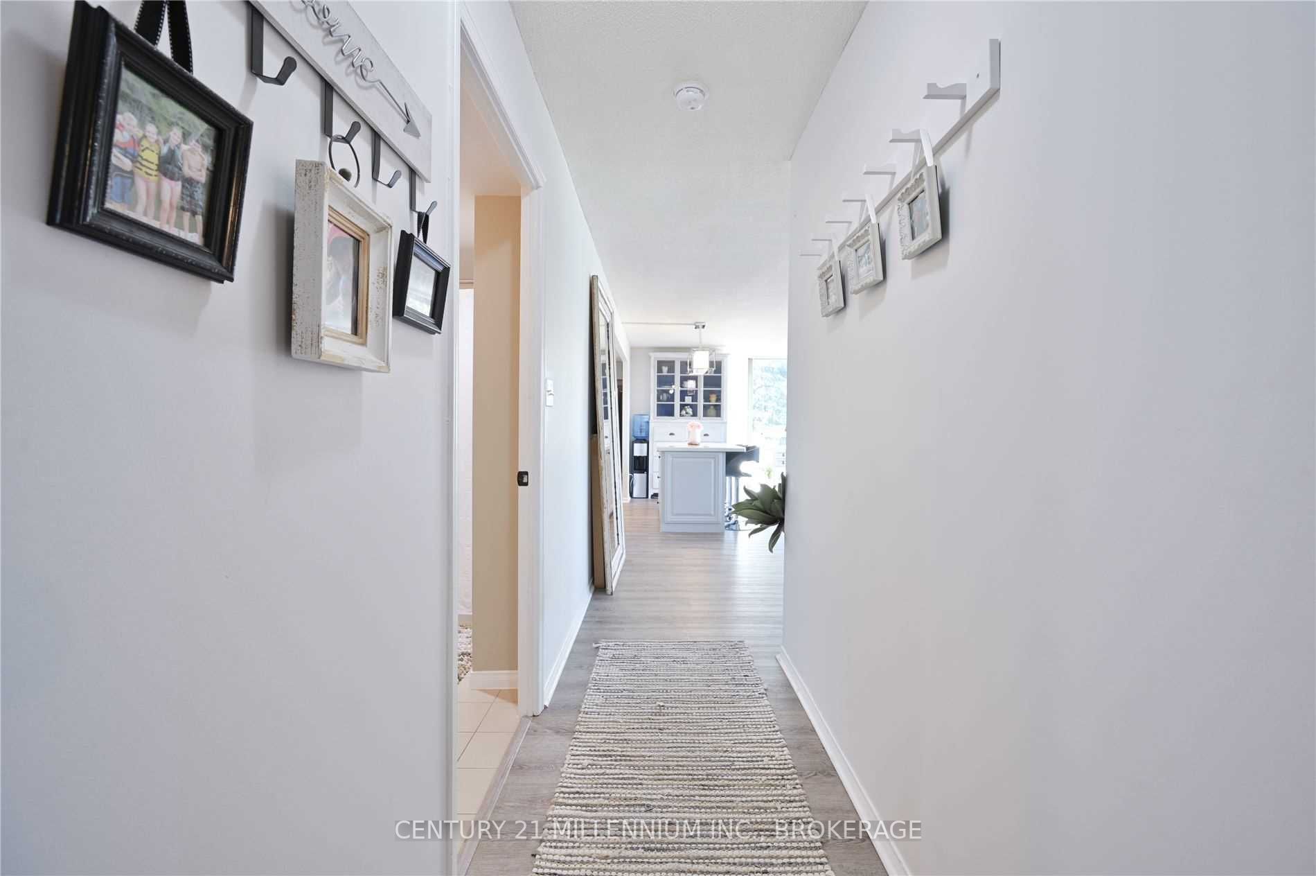 Listing W5969399 - Large Photo # 7