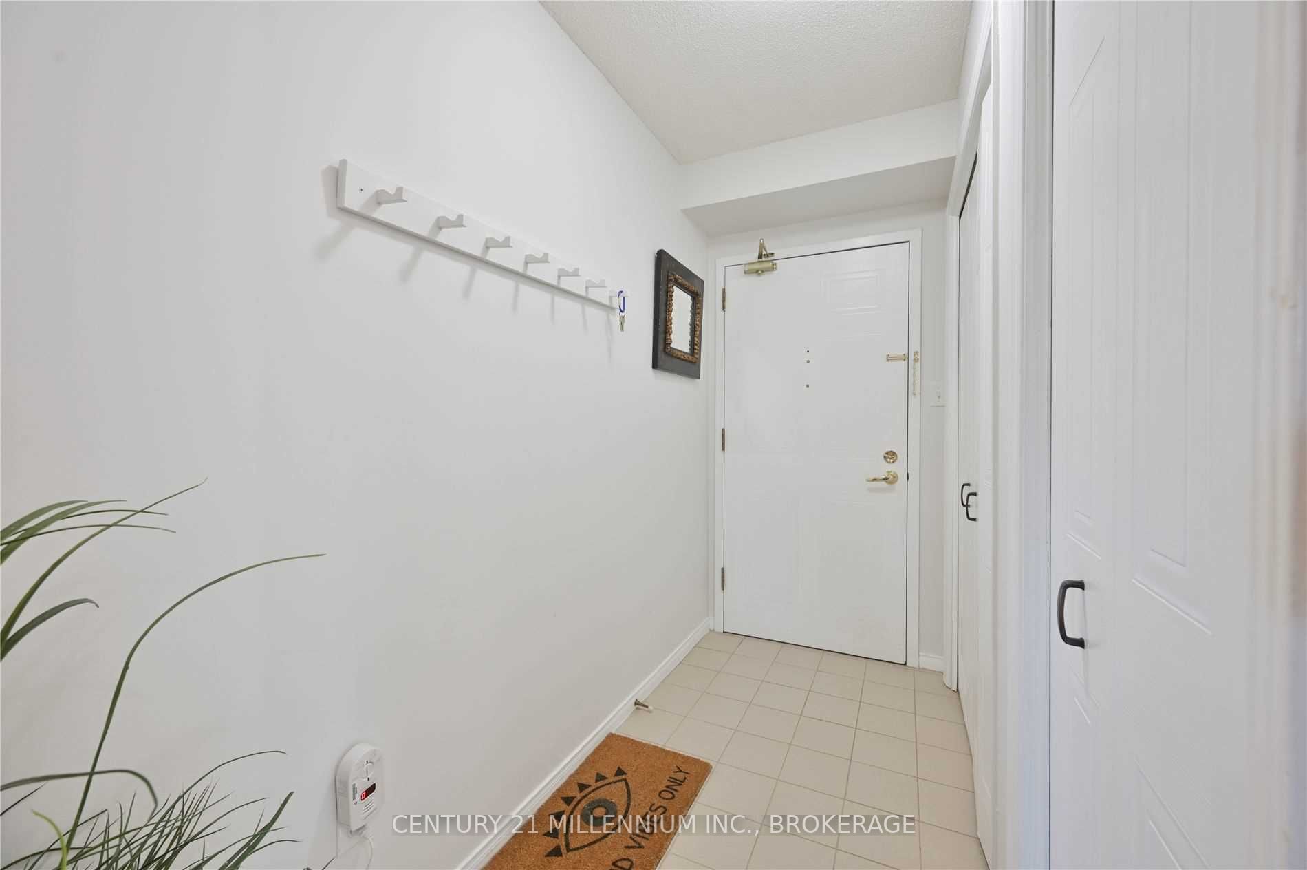 Listing W5969399 - Large Photo # 5