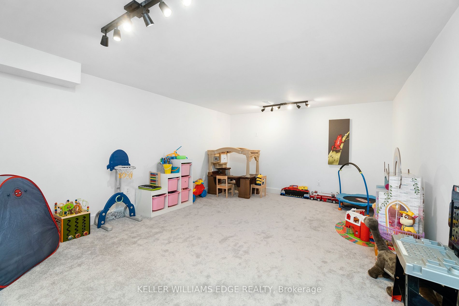 234 Juniper Ave