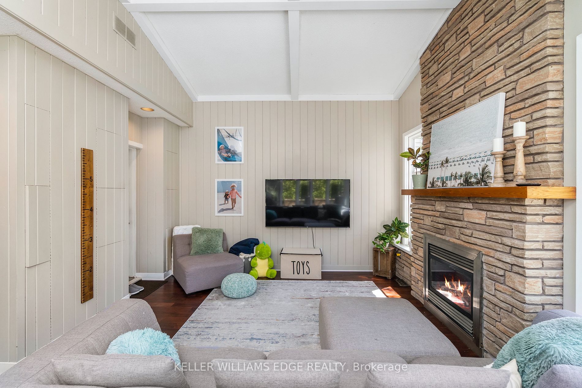234 Juniper Ave