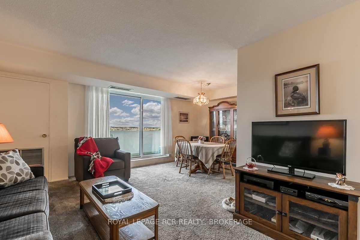 Listing W5969451 - Large Photo # 12