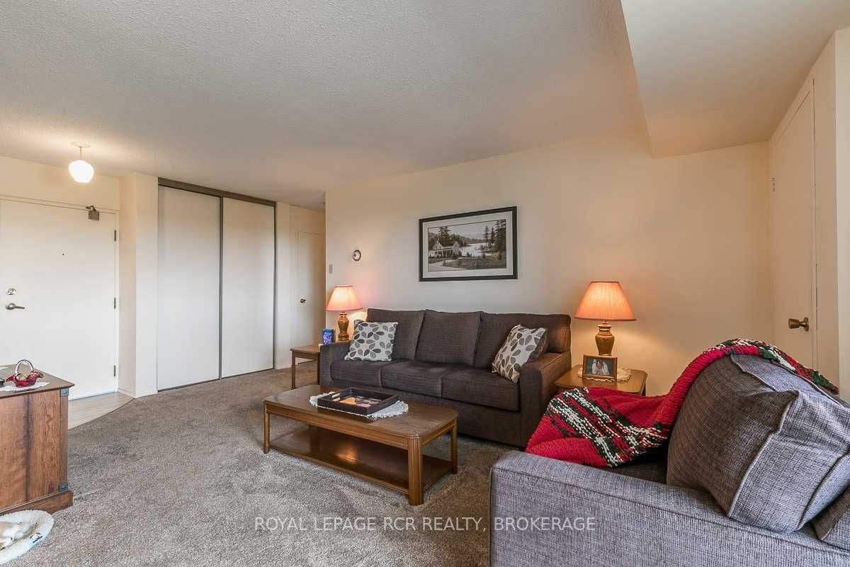Listing W5969451 - Large Photo # 10