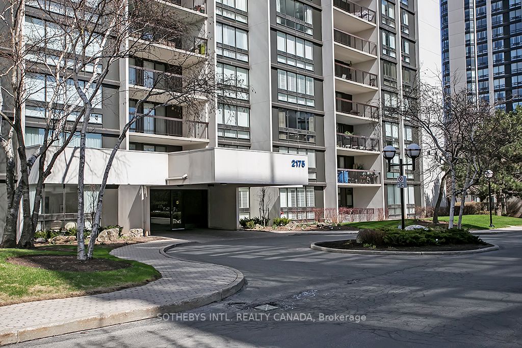 2175 MARINE Drive, #204